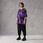 Damen Shirt Avantgarde Baumwolle Violett/Schwarz, A-Form, Kurzarm, Seitenschlitze, Oversize große Größen – Funky Diva