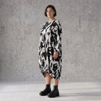 Damen Kleid Avantgarde Baumwolle Schwarz/Weiß, Ballonschnitt, Elastikbund, Oversize große Größen – Funky Diva