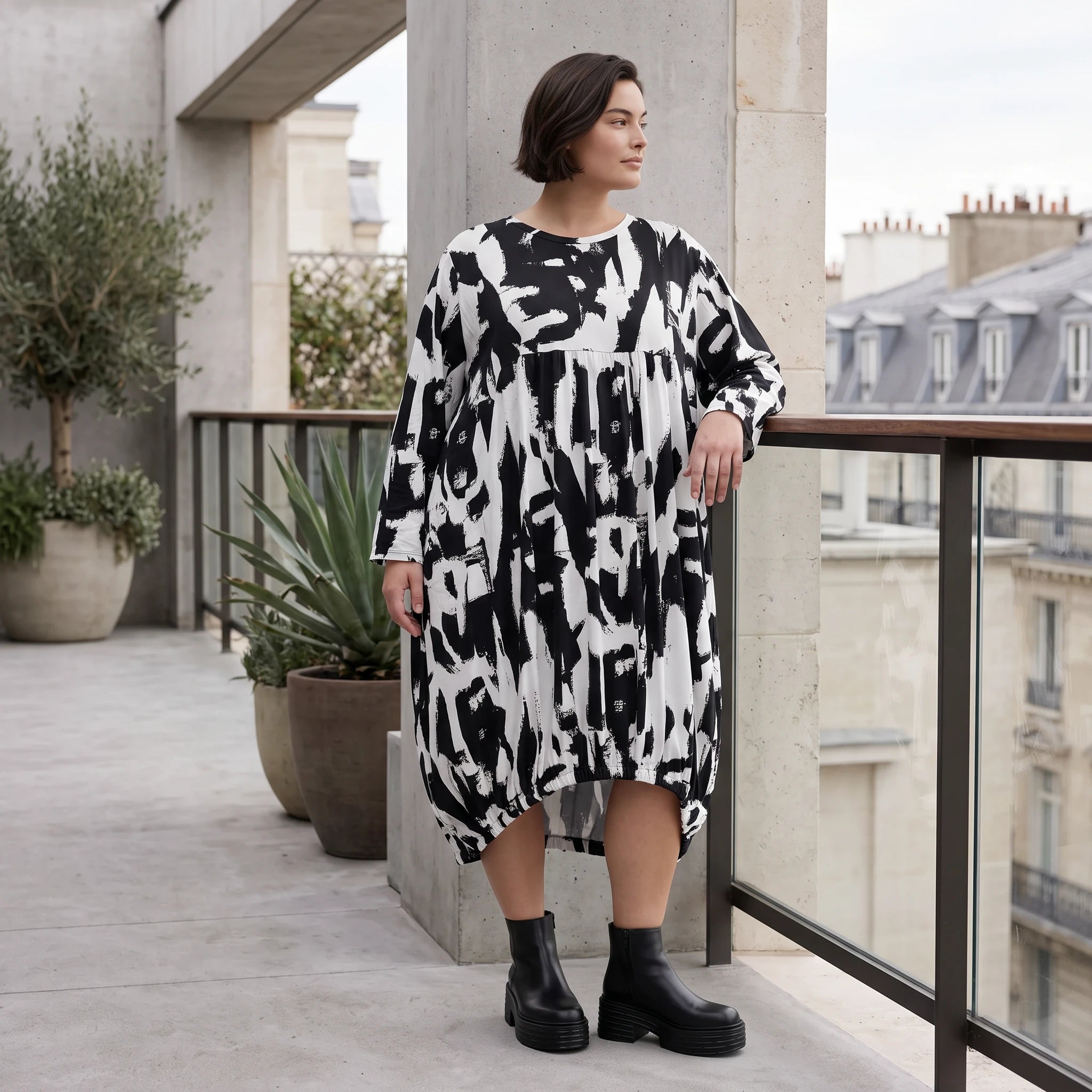 Damen Kleid Avantgarde Baumwolle Schwarz/Weiß, Ballonschnitt, Elastikbund, Oversize große Größen – Funky Diva