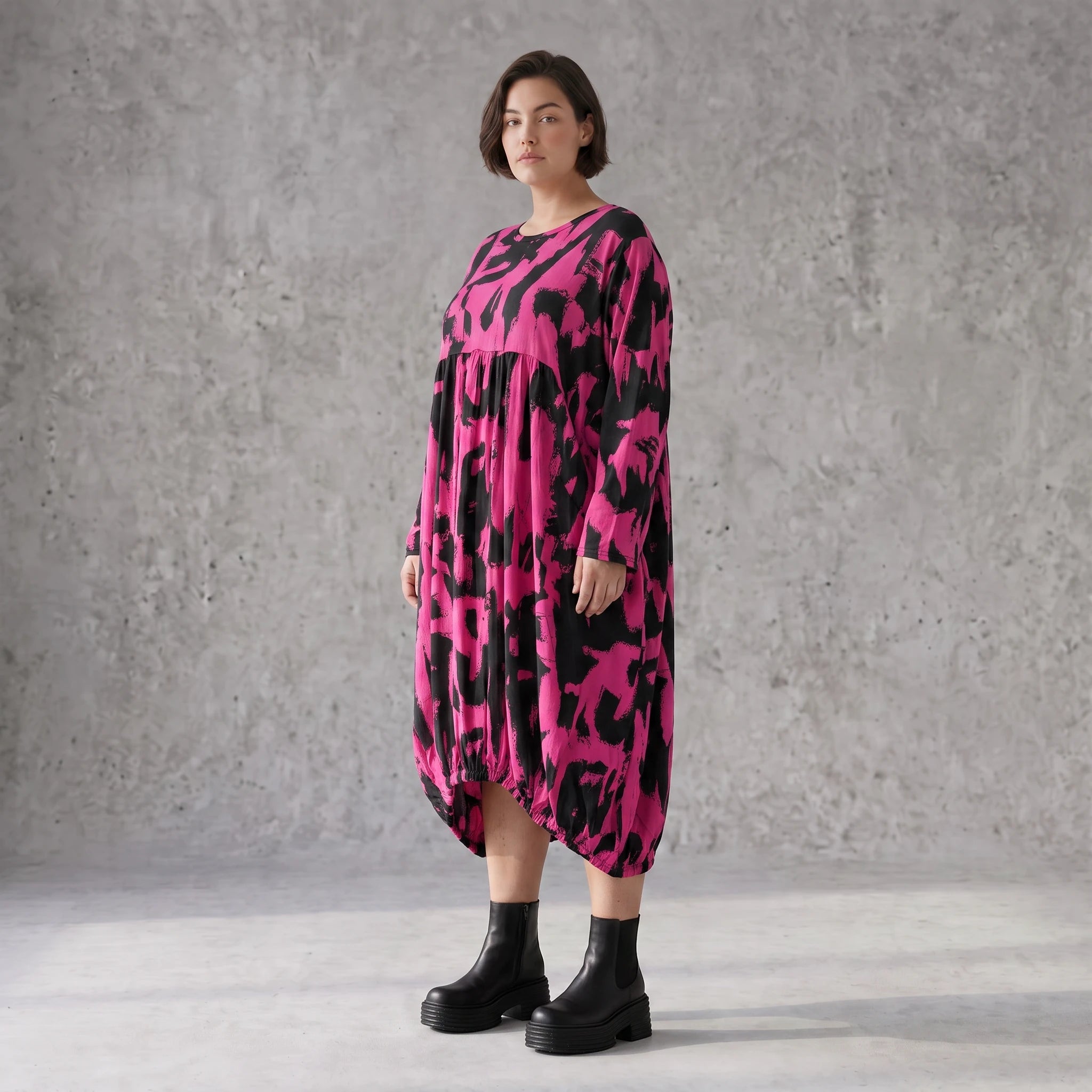 Damen Kleid Avantgarde Baumwolle Pink/Schwarz, Ballonschnitt, Elastikbund, Oversize große Größen – Funky Diva