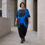 Damen Shirt Avantgarde Baumwolle Blau/Schwarz, A-Form, Punkte, Kurzarm, Oversize große Größen – Funky Diva