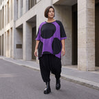 Damen Shirt Avantgarde Baumwolle Lila/Schwarz, A-Form, Kurzarm, Seitenschlitze, Oversize große Größen – Funky Diva