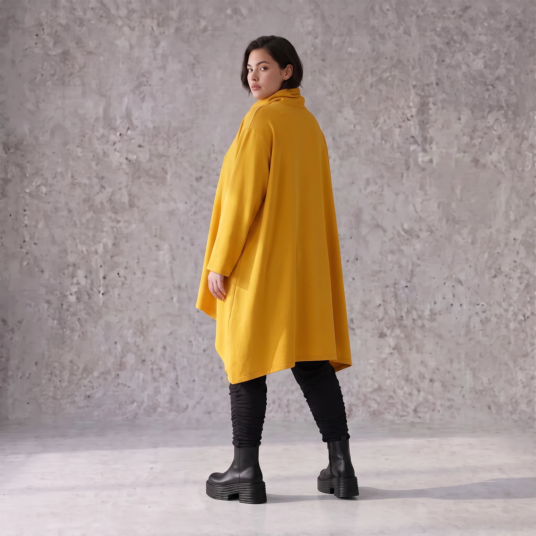 Damen Shirt Avantgarde Baumwolle Senfgelb, Vokuhila-Form, Kapuze, Oversize große Größen – Rafay