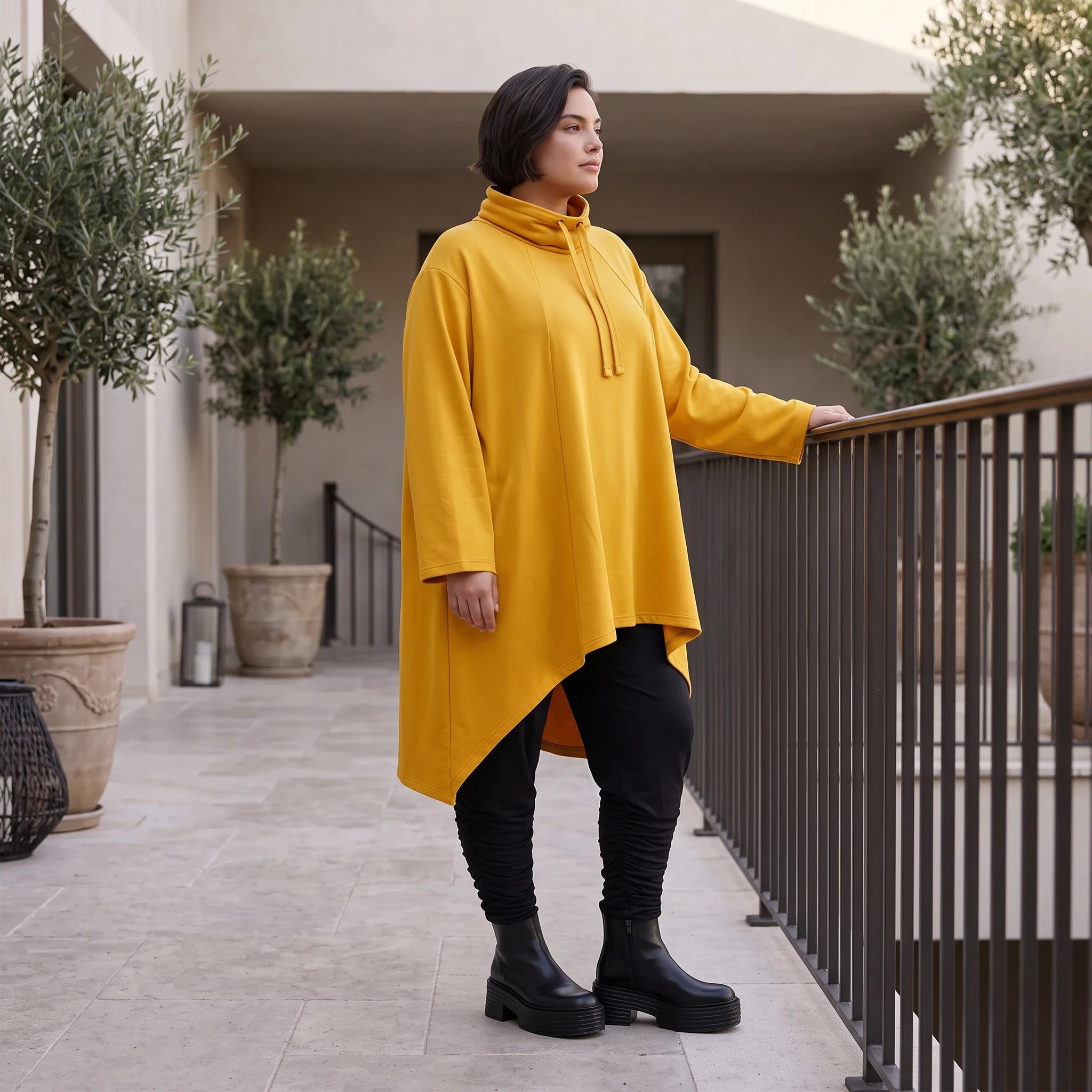 Damen Shirt Avantgarde Baumwolle Senfgelb, Vokuhila-Form, Kapuze, Oversize große Größen – Rafay