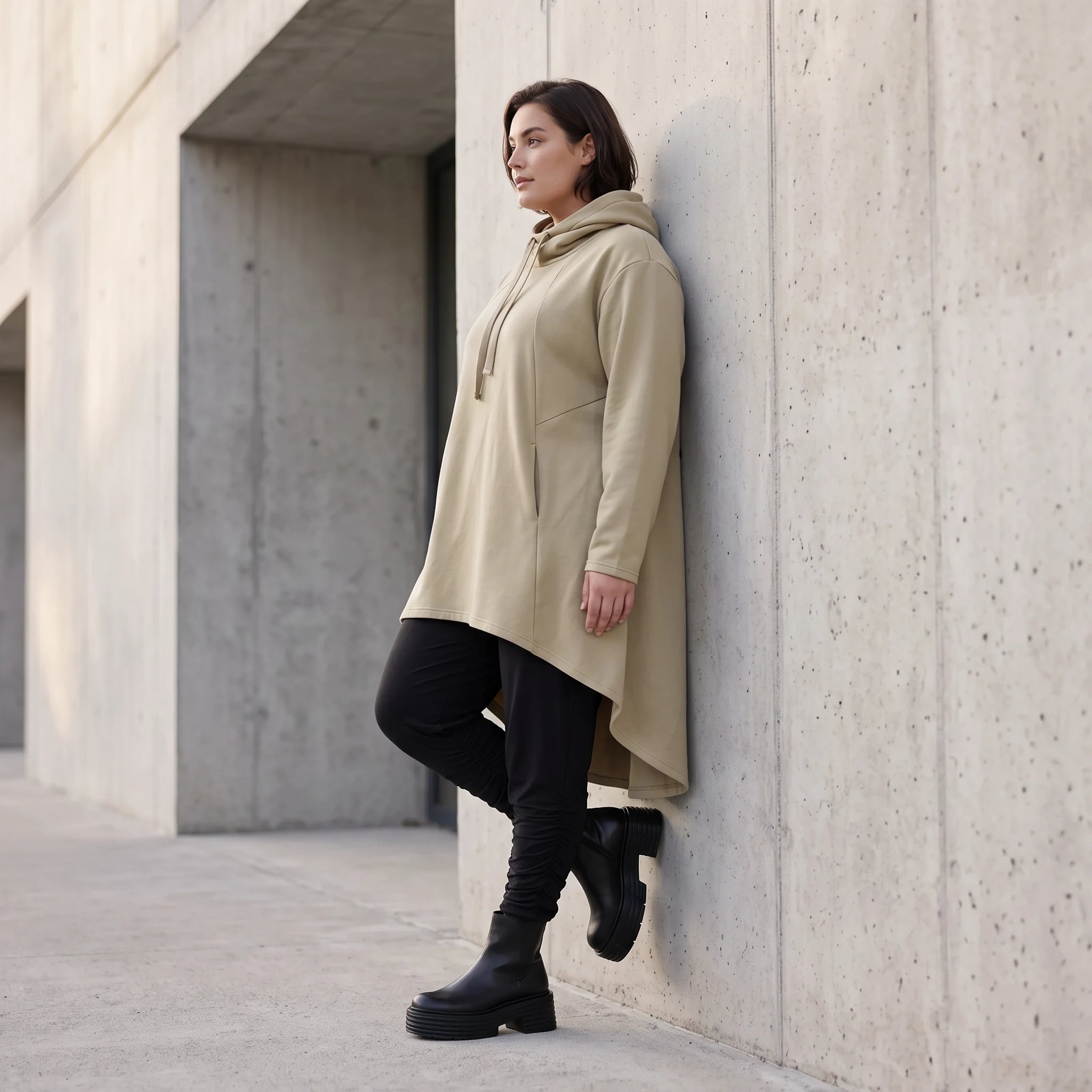 Damen Shirt Avantgarde Baumwolle Beige, Vokuhila-Schnitt, Kapuze, Oversize große Größen – Rafay