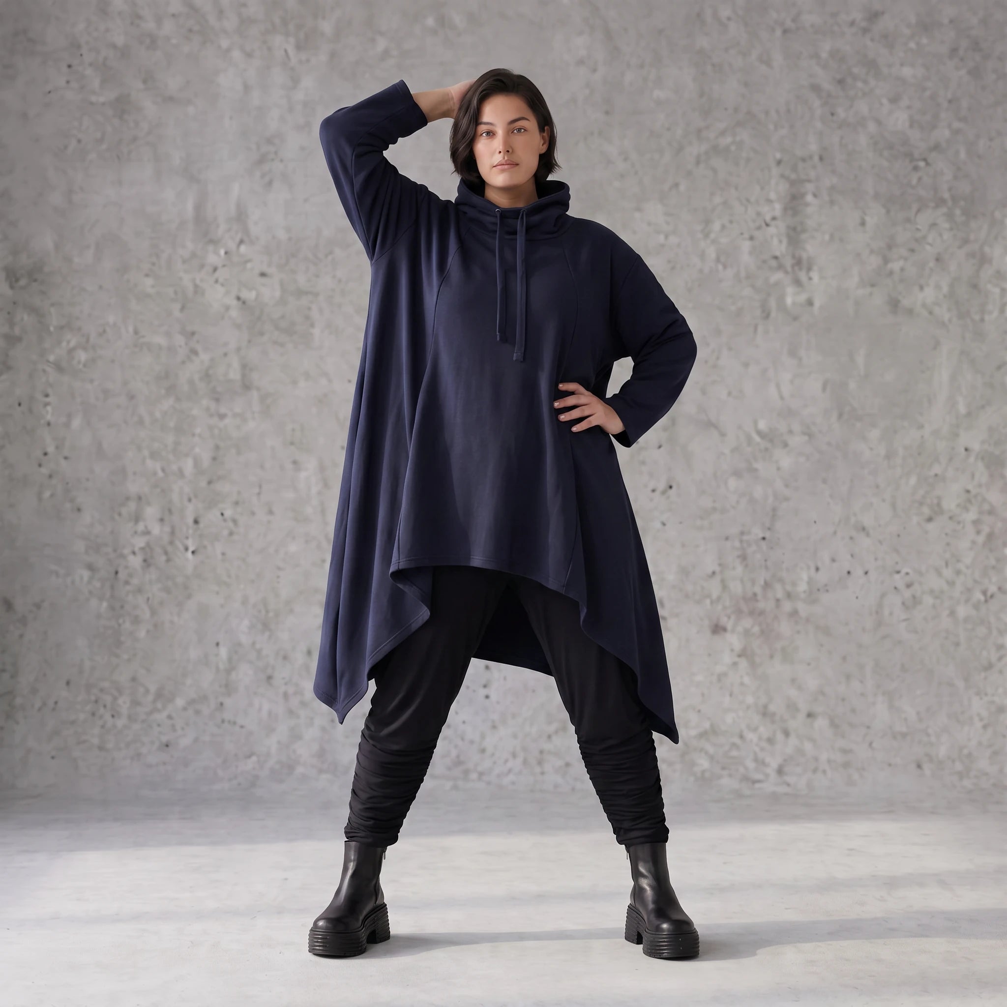 Damen Shirt Avantgarde Baumwolle Dunkelblau, Vokuhila-Schnitt, Kapuze, Oversize große Größen – Rafay