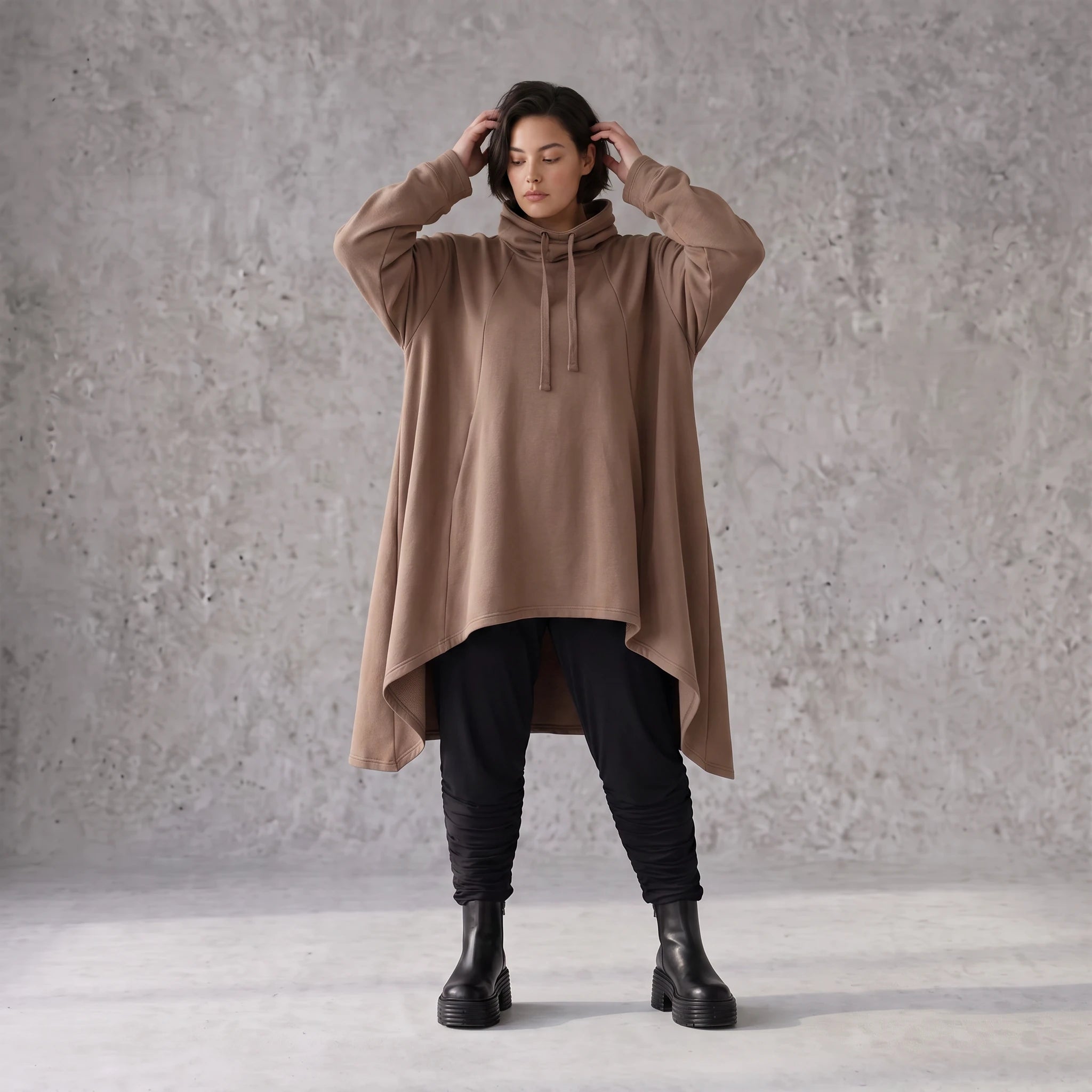 Damen Shirt Avantgarde Baumwolle Braun, Vokuhila, Langarm, Kapuze, Oversize große Größen – Rafay