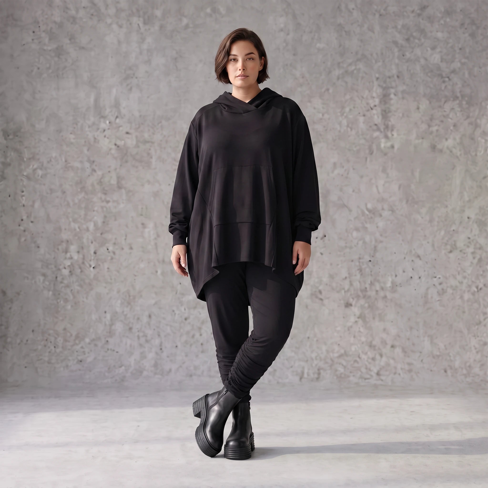 Damen Hoody Avantgarde Baumwolle Schwarz, gerundeter Schnitt, 7/8-Arm, Kapuze, Oversize große Größen – Rafay