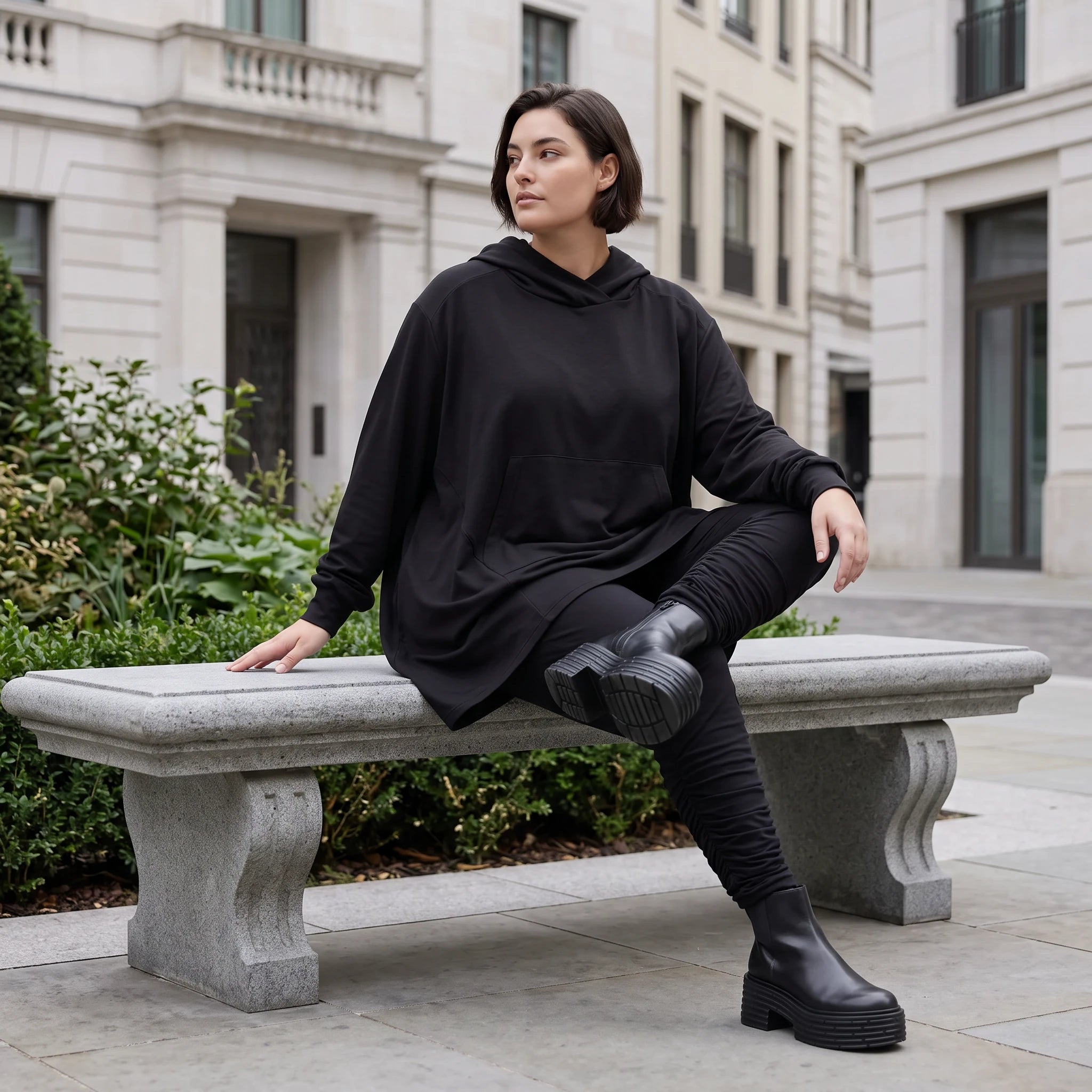 Damen Hoody Avantgarde Baumwolle Schwarz, gerundeter Schnitt, 7/8-Arm, Kapuze, Oversize große Größen – Rafay