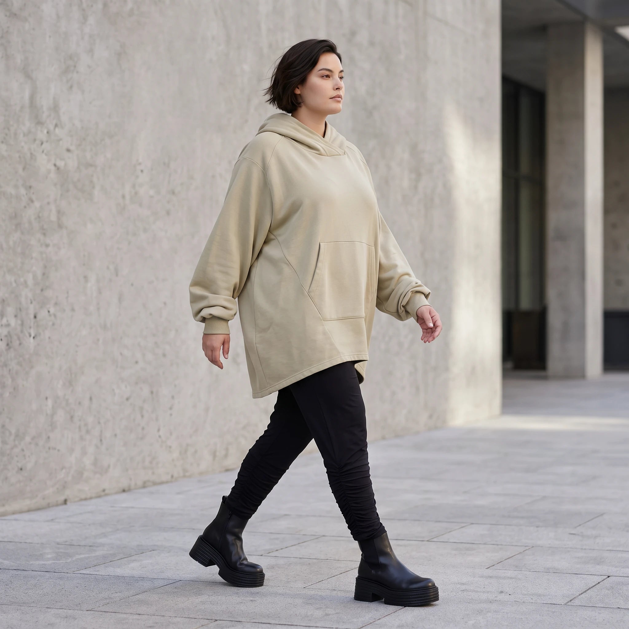 Damen Hoody Avantgarde Baumwolle Beige, gerundeter Schnitt, 7/8-Arm, Kapuze, Oversize große Größen – Rafay