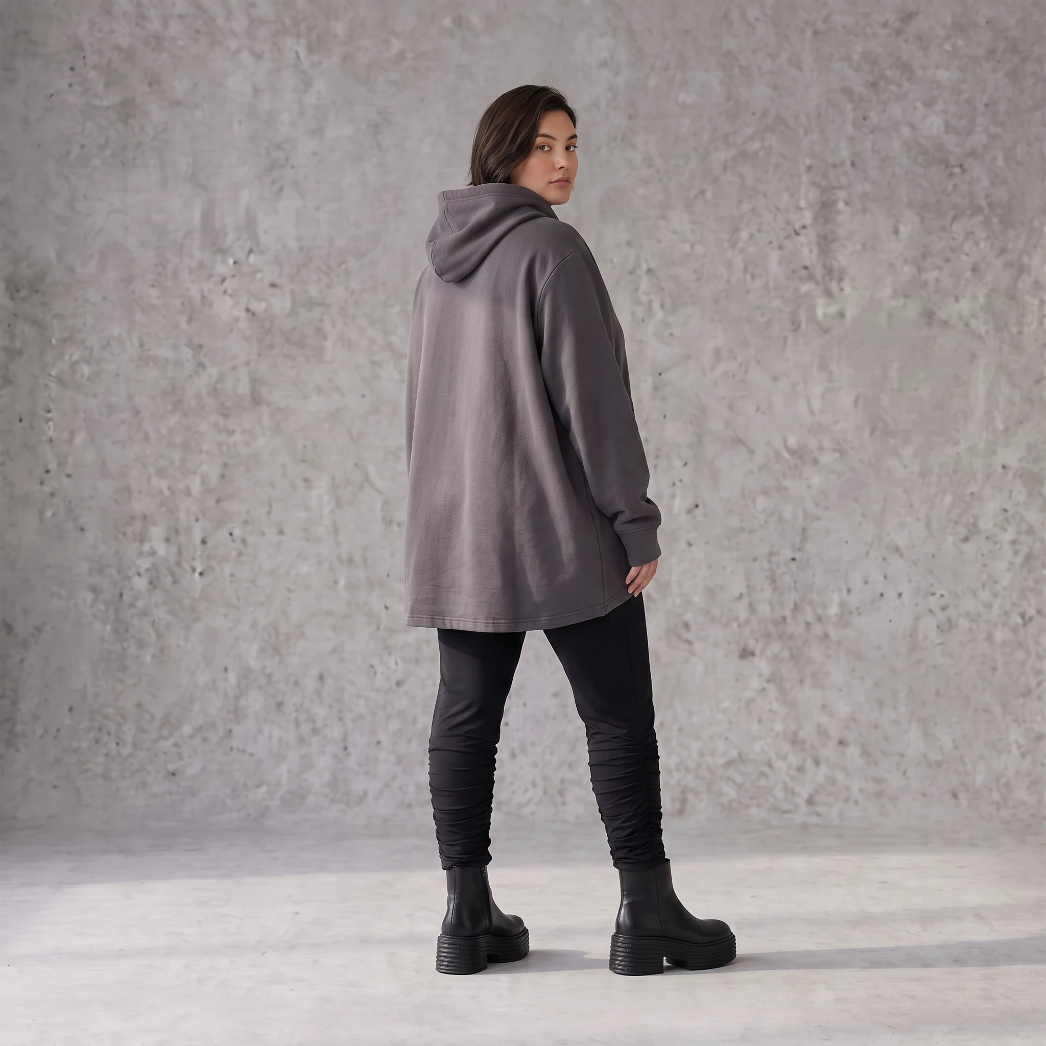 Damen Hoody Avantgarde Baumwolle Dunkelgrau, gerundeter Schnitt, Kapuze, Oversize große Größen – Rafay