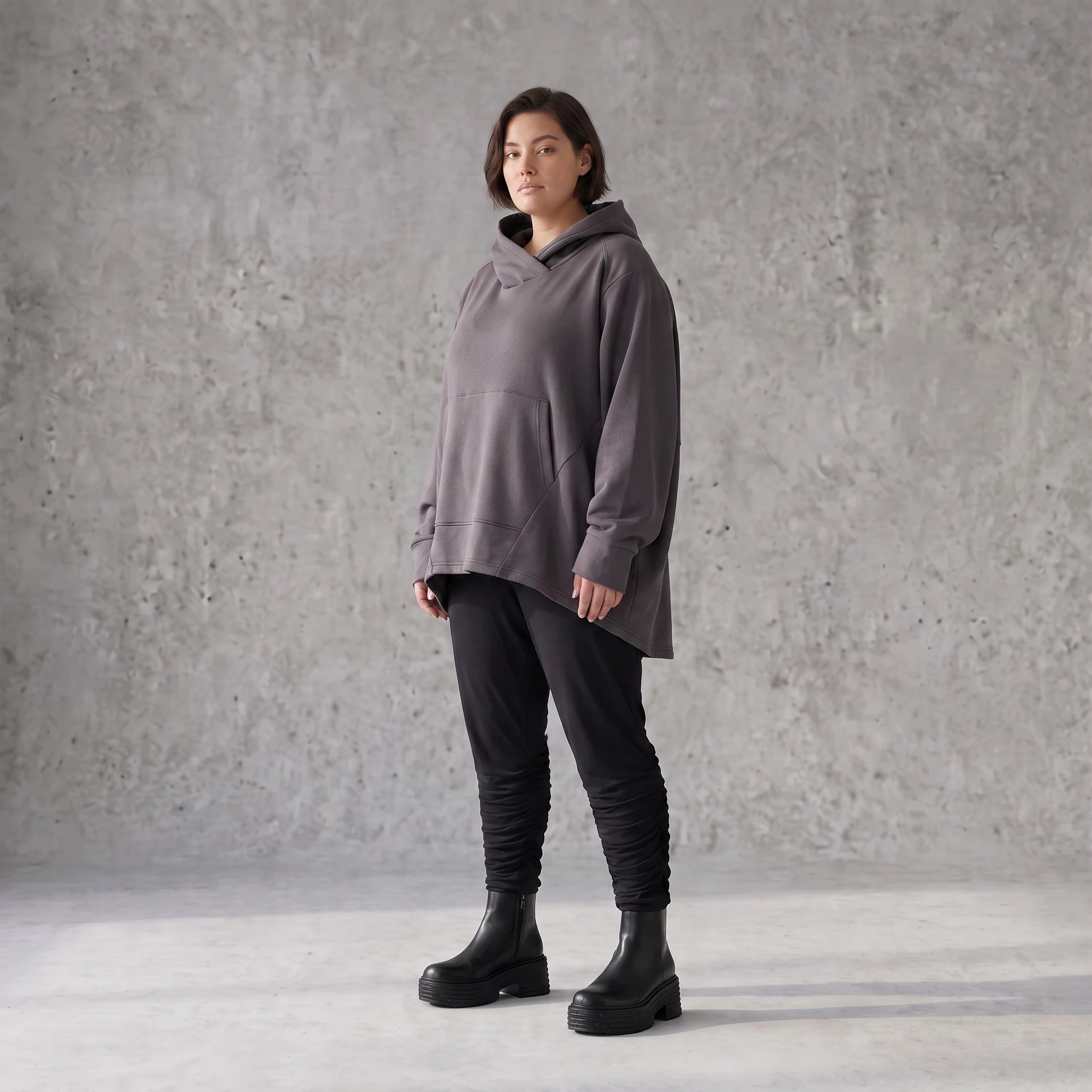Damen Hoody Avantgarde Baumwolle Dunkelgrau, gerundeter Schnitt, Kapuze, Oversize große Größen – Rafay