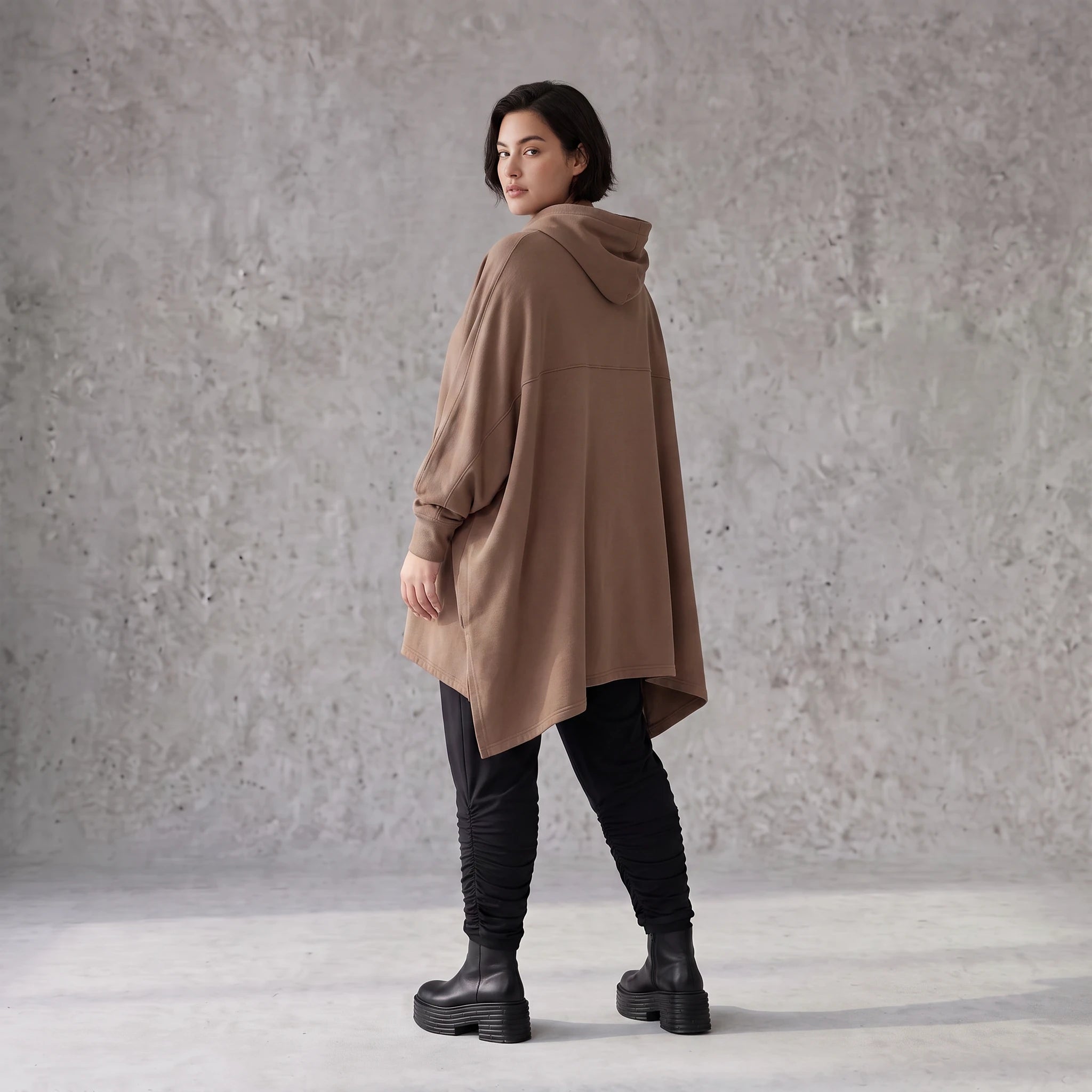 Damen Poncho Avantgarde Baumwolle Braun, kastiger Schnitt, Kapuze, Oversize große Größen – Rafay