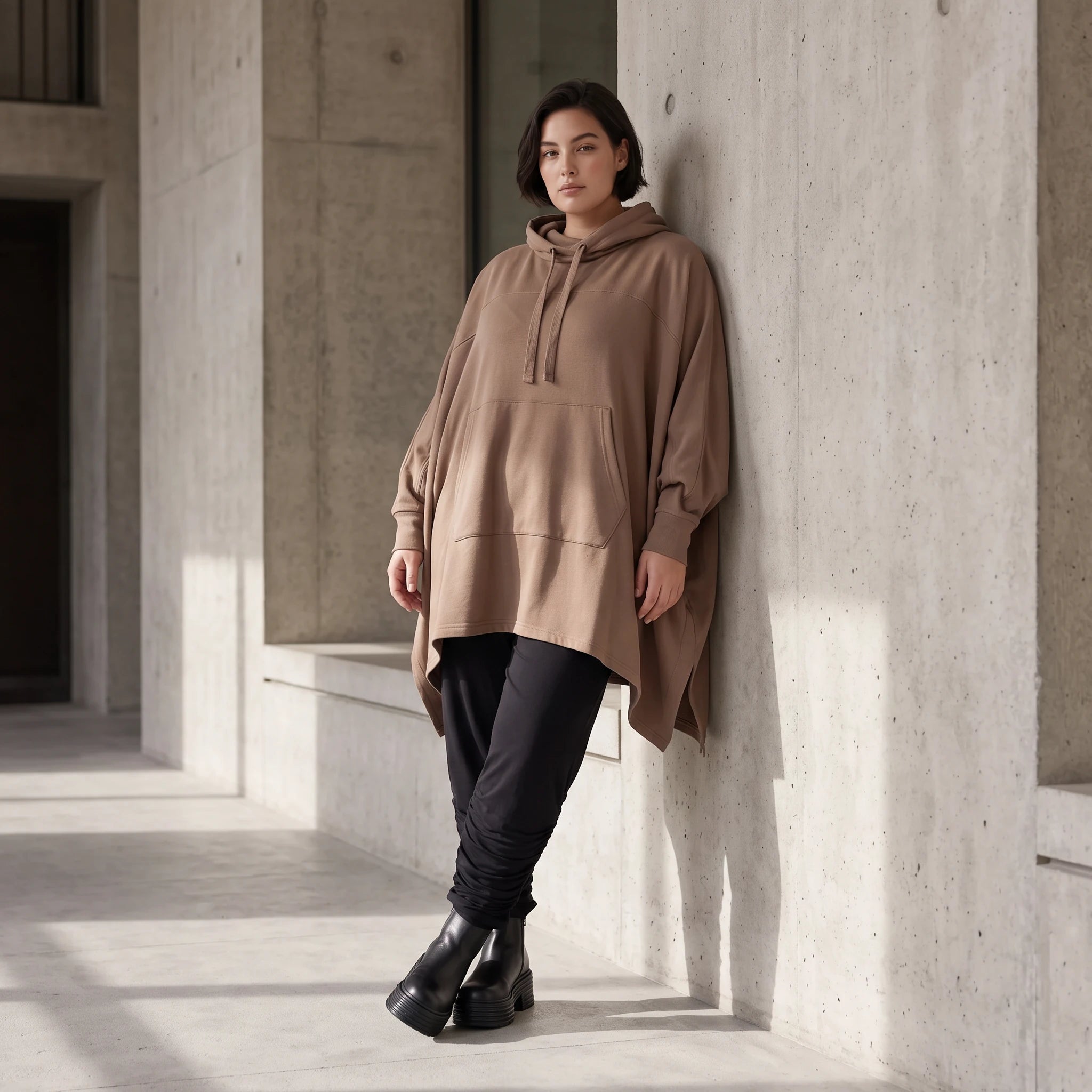 Damen Poncho Avantgarde Baumwolle Braun, kastiger Schnitt, Kapuze, Oversize große Größen – Rafay