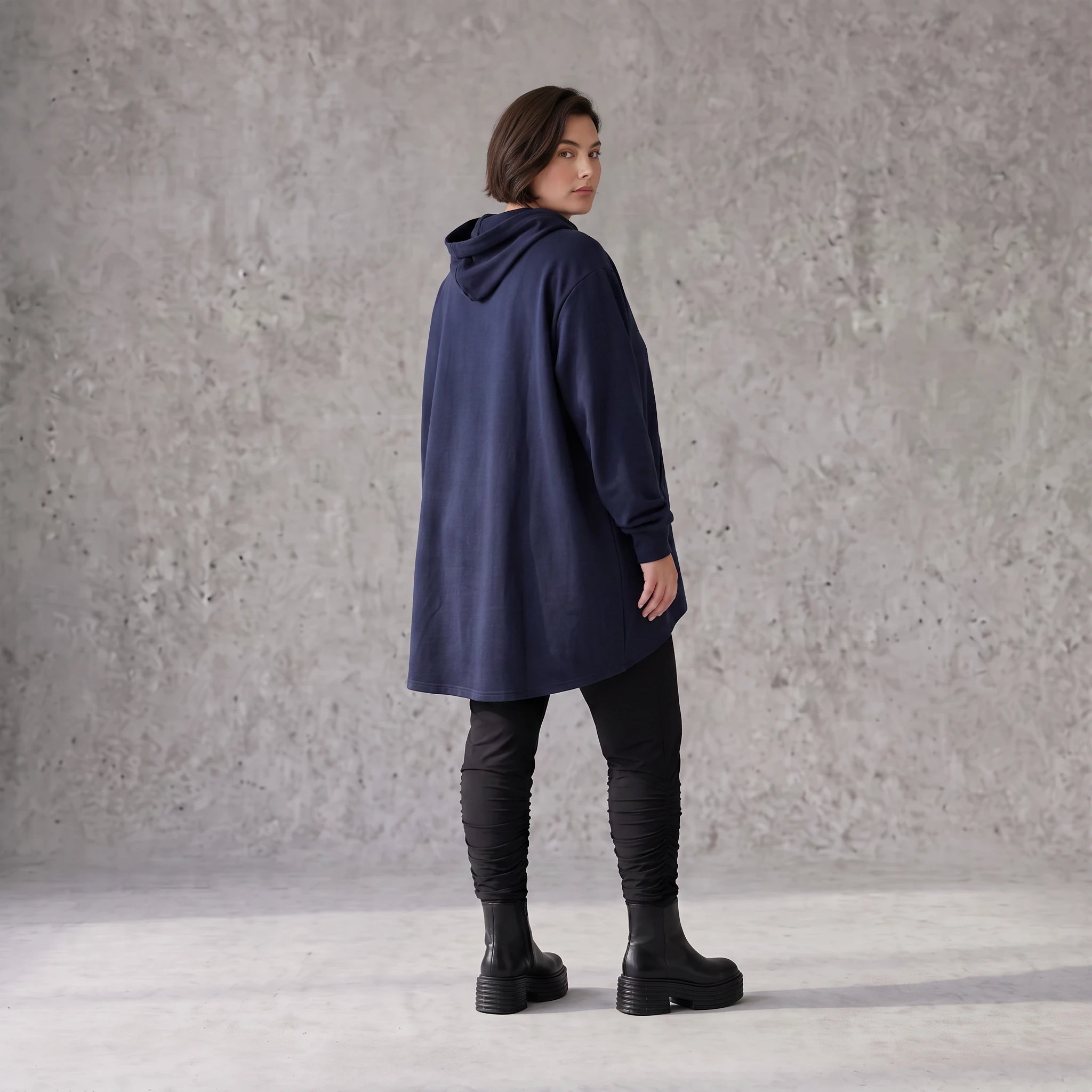 Damen Hoody Avantgarde Baumwolle Dunkelblau, gerundeter Schnitt, 7/8-Arm, Kapuze, Oversize große Größen – Rafay