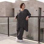 Damen Shirt Avantgarde Viskose Schwarz/Weiß, A-Form, Punkte, 3/4-Arm, Oversize große Größen – AKH Premium