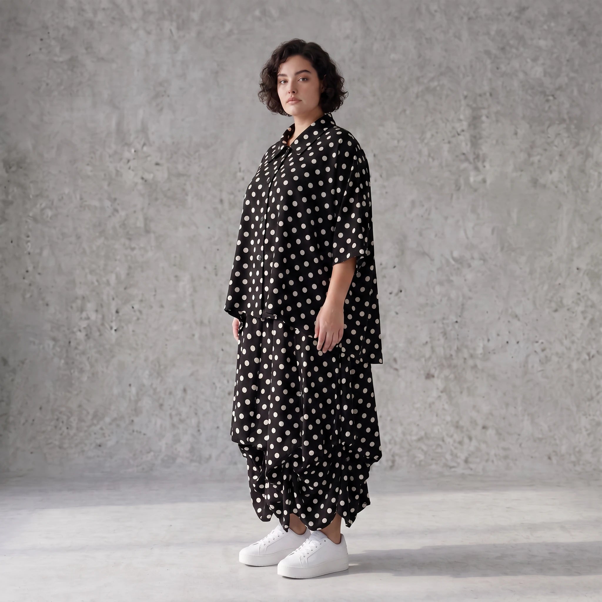 Damen Rock Avantgarde Viskose Schwarz/Weiß, Ballonschnitt, Punkte, Elastikbund, Oversize große Größen – AKH Premium