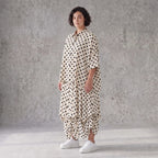 Damen Rock Avantgarde Viskose White/Schwarz, Ballonschnitt, Punkte, Elastikbund, Oversize große Größen – AKH Premium