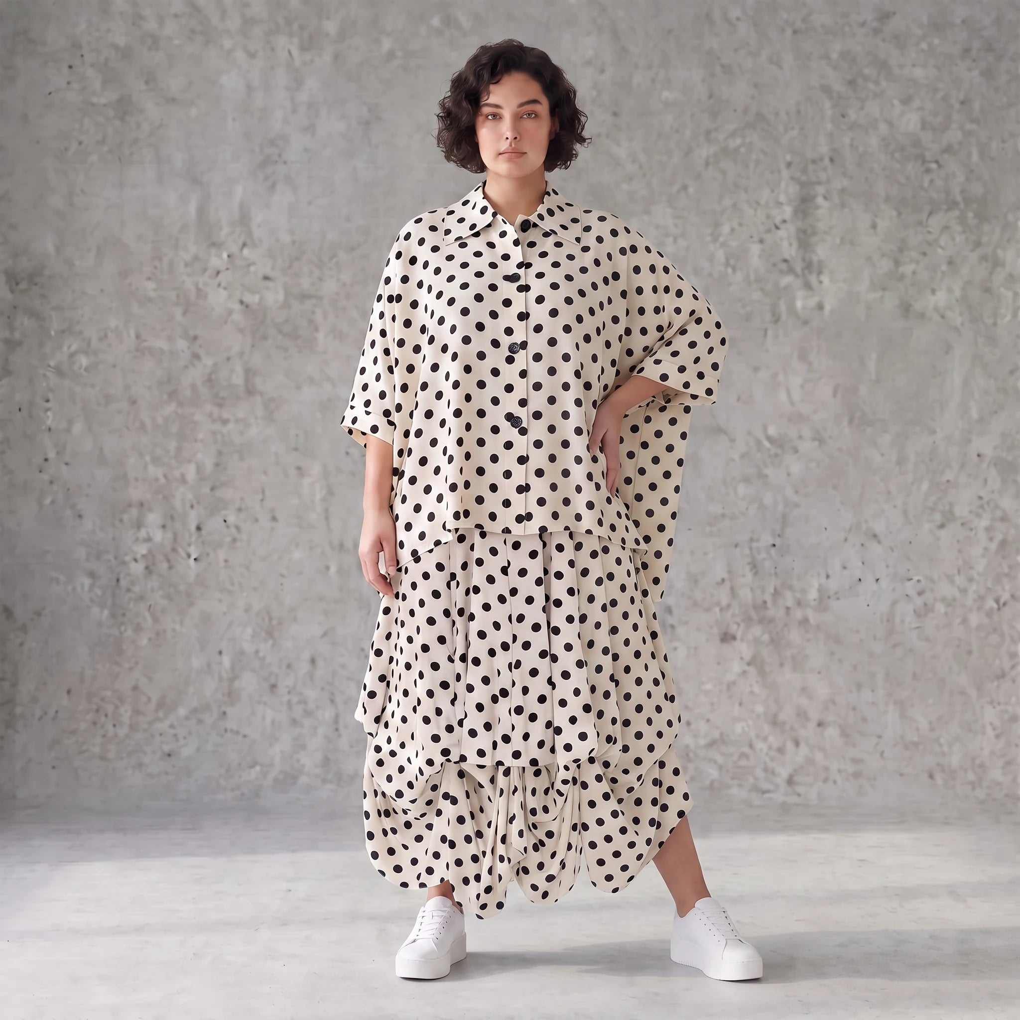 Damen Rock Avantgarde Viskose White/Schwarz, Ballonschnitt, Punkte, Elastikbund, Oversize große Größen – AKH Premium