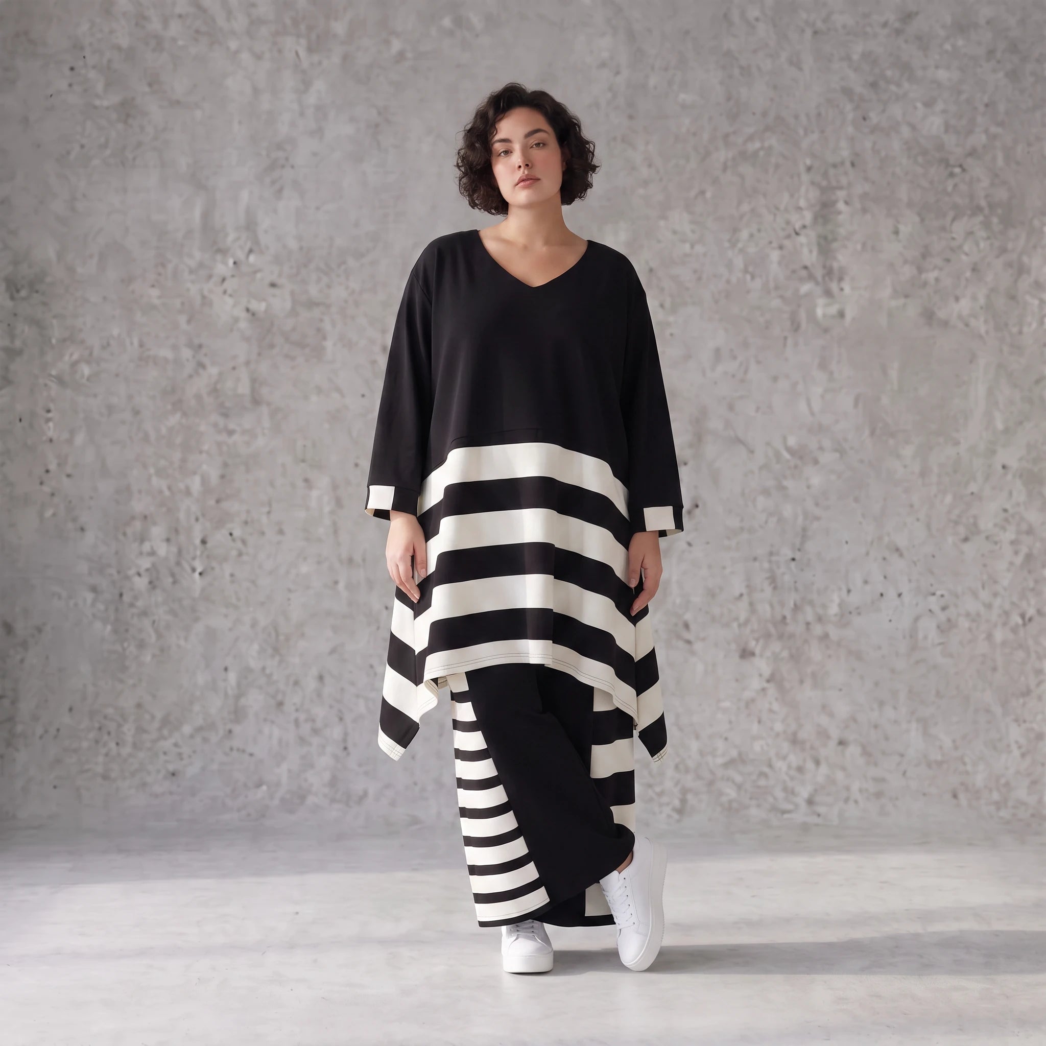 Damen Shirt Avantgarde Rayon Schwarz/Weiß, A-Linie, Oversize große Größen – AKH Premium