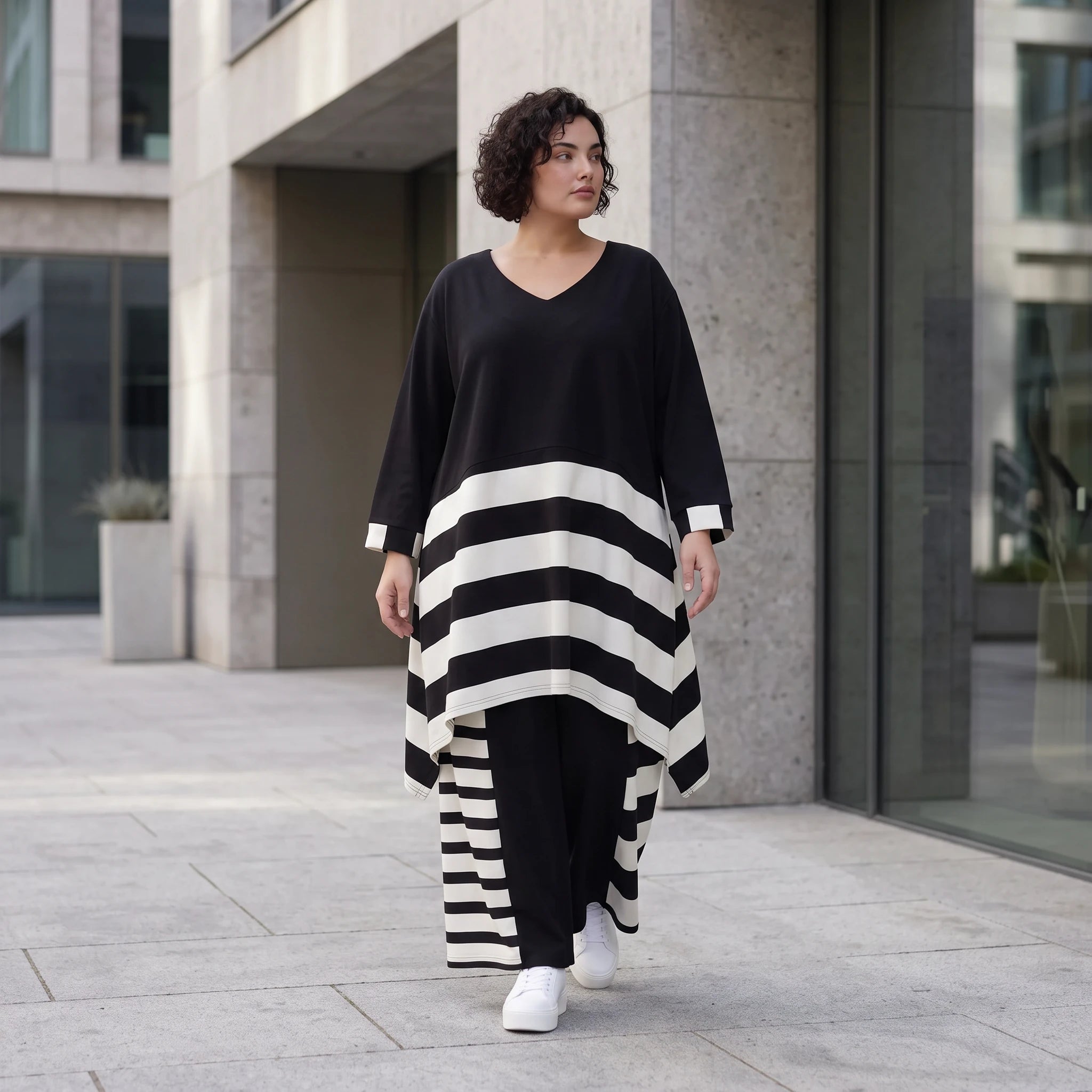 Damen Shirt Avantgarde Rayon Schwarz/Weiß, A-Linie, Oversize große Größen – AKH Premium