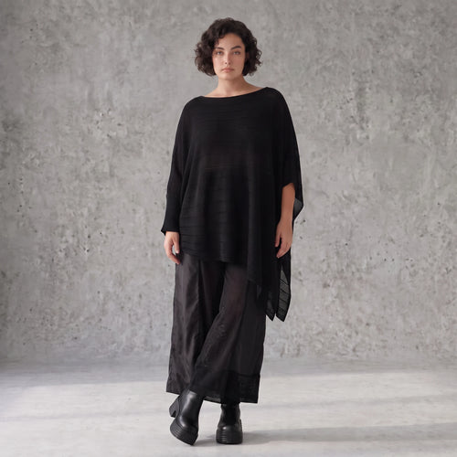 Damen Shirt Avantgarde Baumwolle Schwarz, asymmetrisch, U-Ausschnitt, Oversize große Größen – AKH Premium