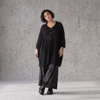 Damen Shirt Avantgarde Baumwolle Schwarz, gerader Schnitt, Kurzarm, Knopfleiste, Oversize große Größen – AKH Premium