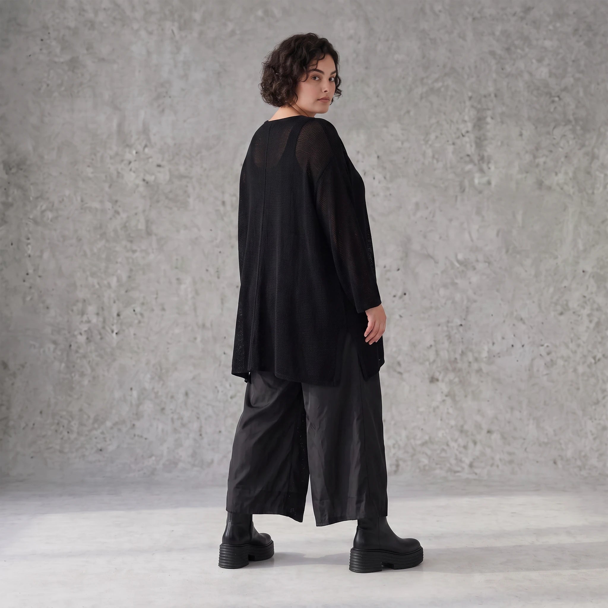 Damen Shirt Avantgarde Baumwolle Schwarz, A-Linie, Oversize große Größen – AKH Premium
