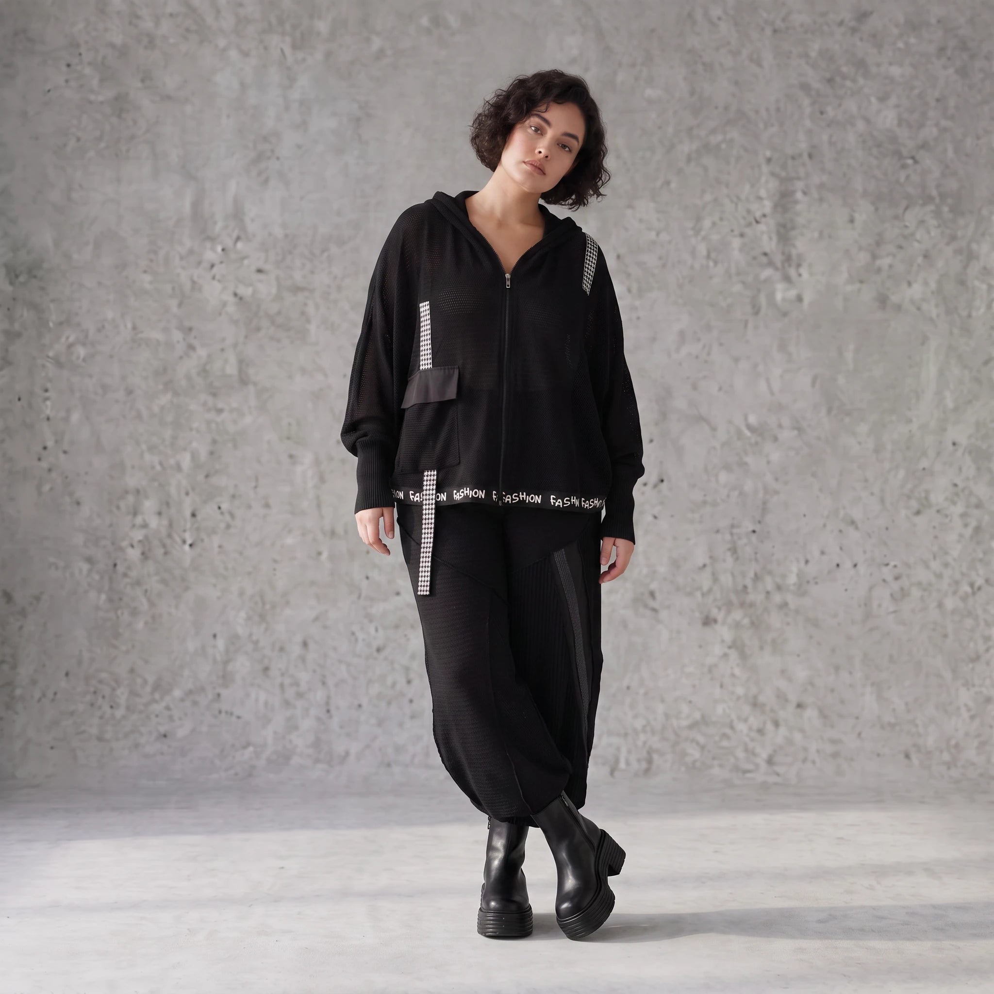 Damen Jacke Avantgarde Baumwolle Schwarz, Kapuze, Oversize große Größen – AKH Premium