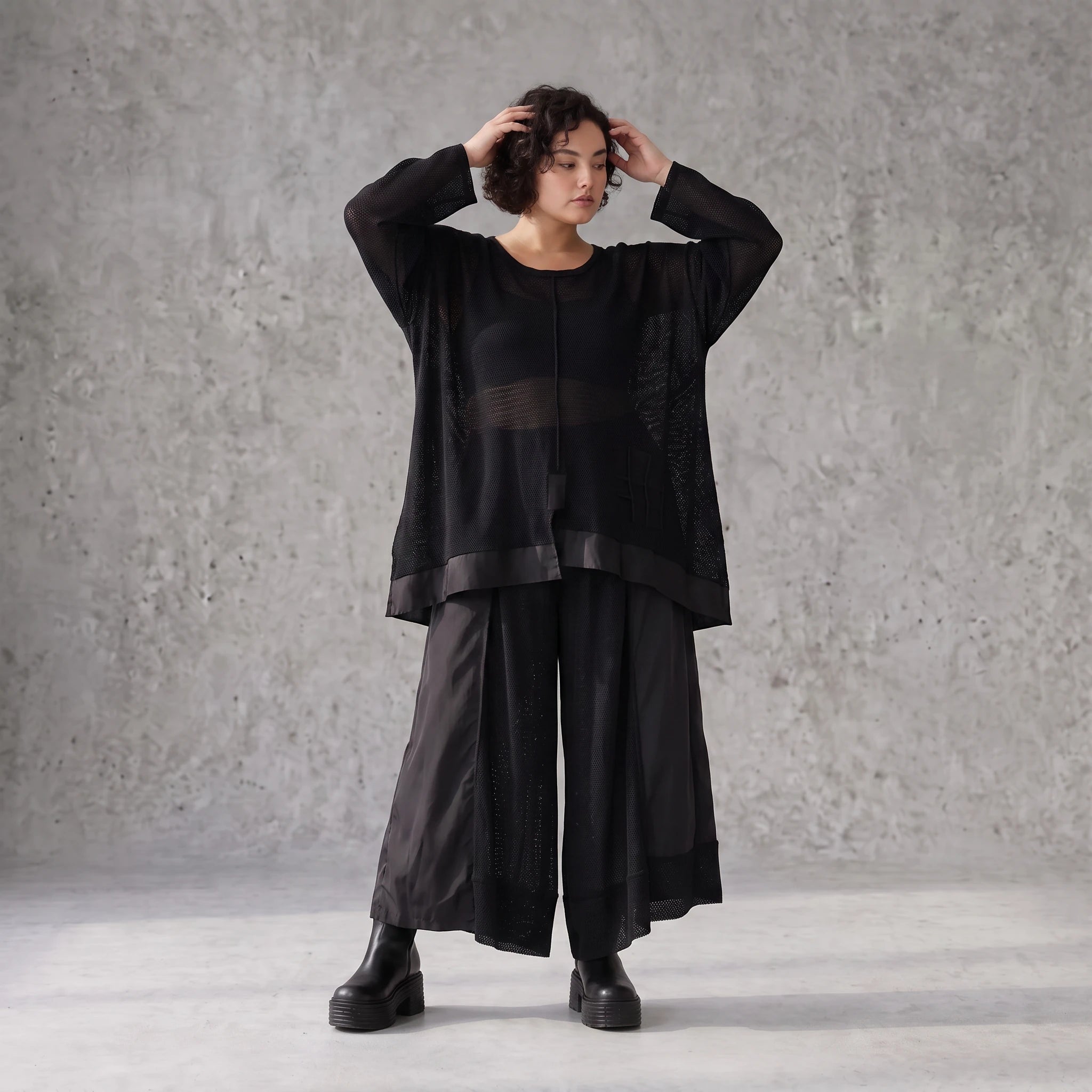 Damen Shirt Avantgarde Baumwolle Schwarz, A-Linie, Langarm, Oversize große Größen – AKH Premium