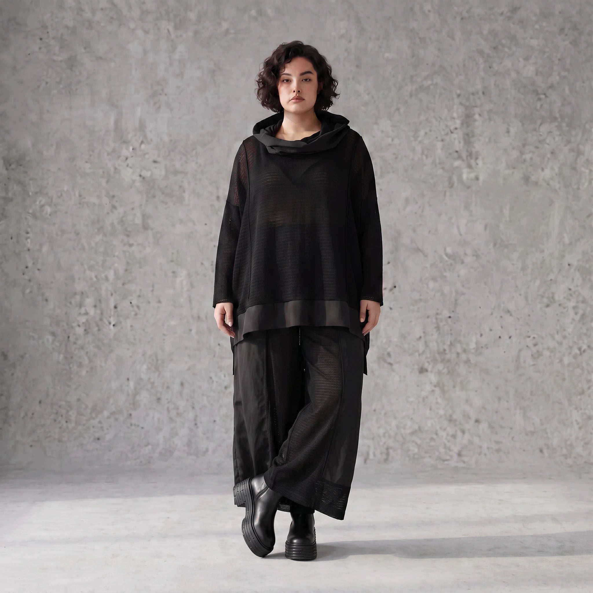 Damen Shirt Avantgarde Baumwolle Schwarz, vorne kurz hinten lang, Langarm, Oversize große Größen – AKH Premium