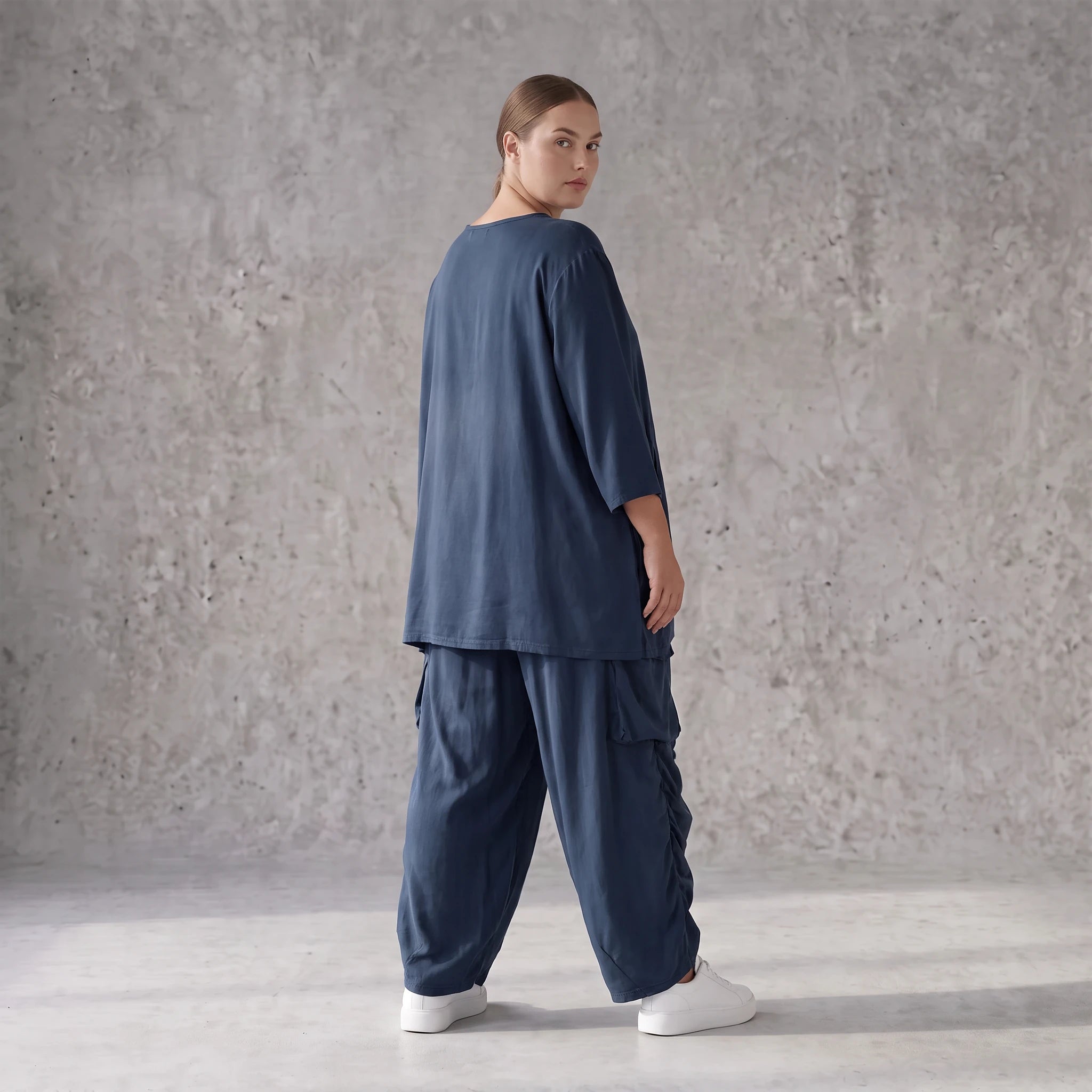Damen Shirt Avantgarde Lyocell Petrol, A-Linie, 3/4-Arm, Flügeltaschen, Oversize große Größen – AKH Premium