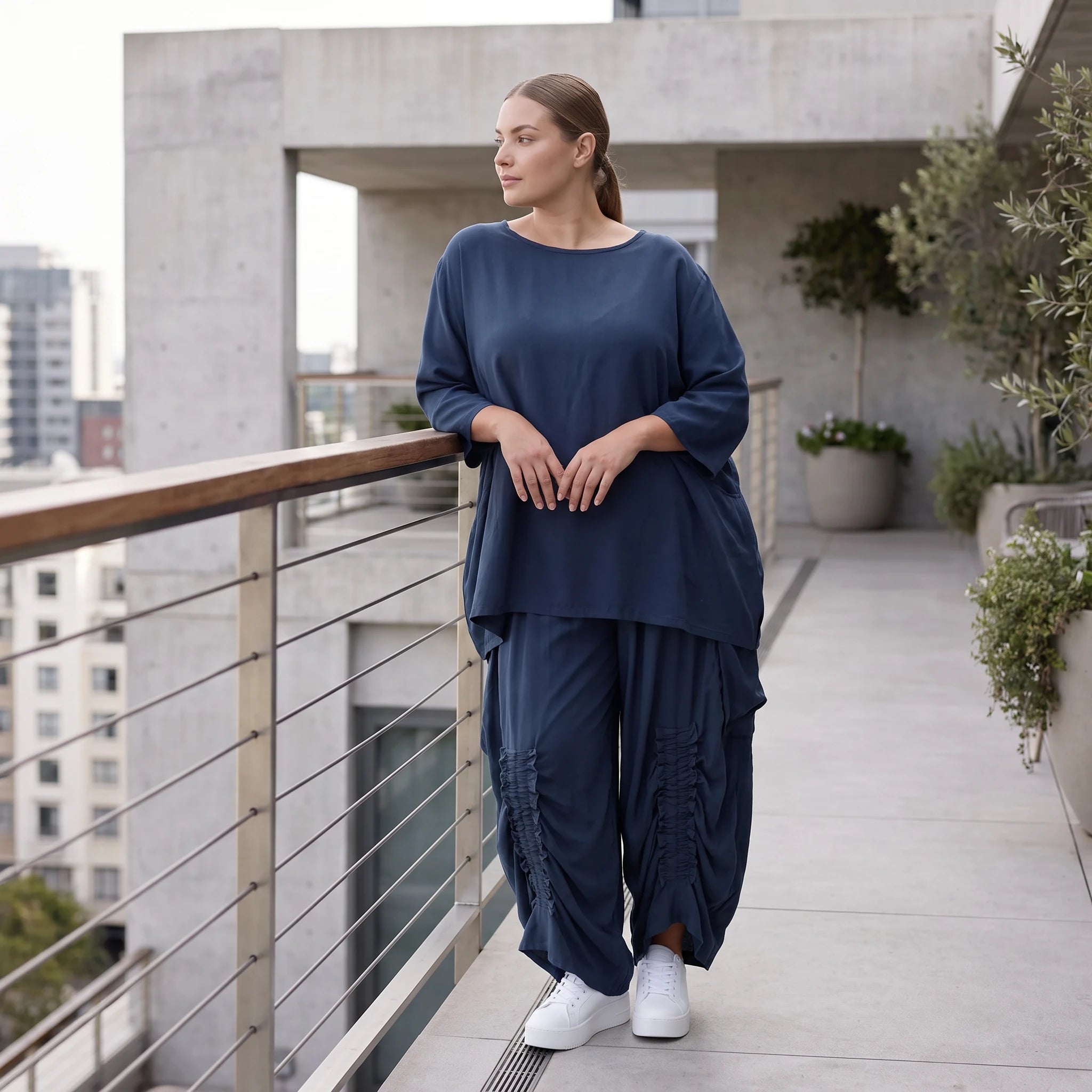Damen Shirt Avantgarde Lyocell Petrol, A-Linie, 3/4-Arm, Flügeltaschen, Oversize große Größen – AKH Premium