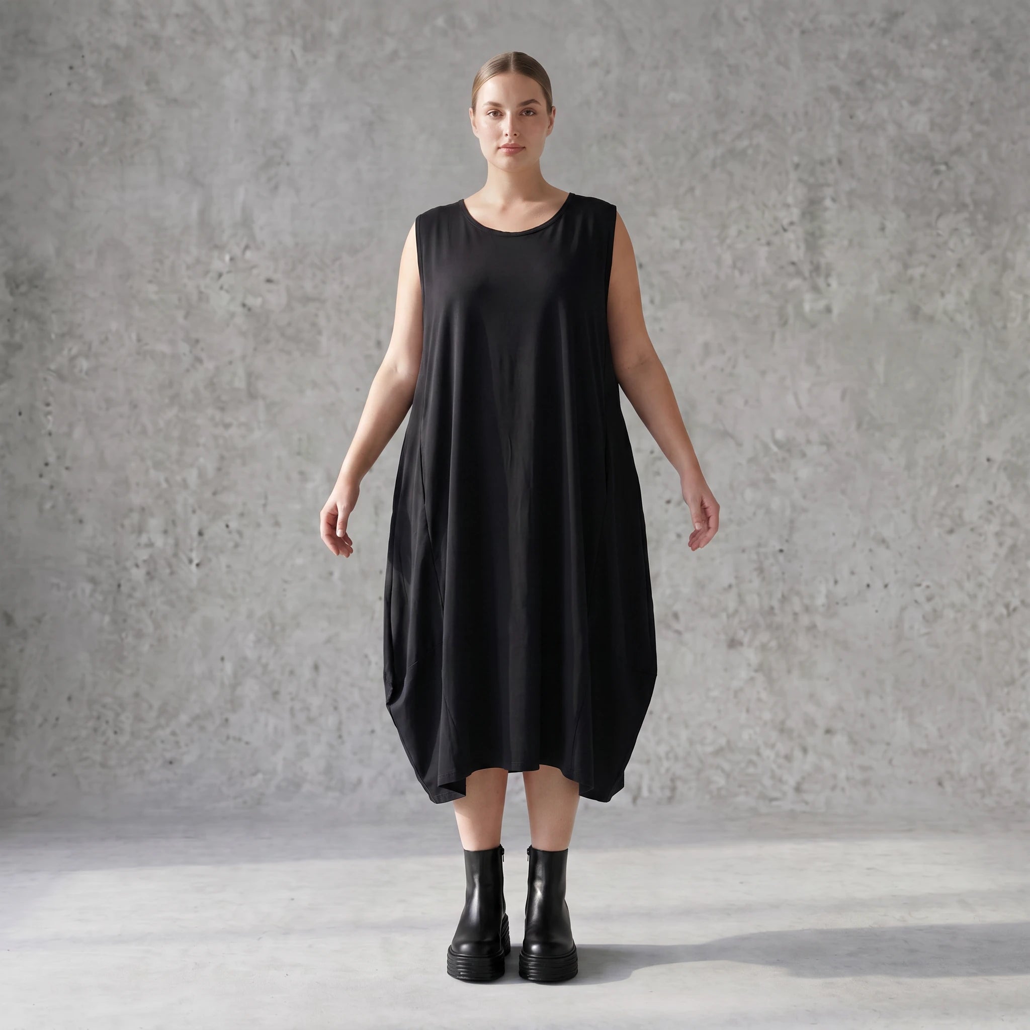 Damen Kleid Avantgarde Lyocell Schwarz, Ballonschnitt, ärmellos, Flügeltaschen, Oversize große Größen – AKH Premium