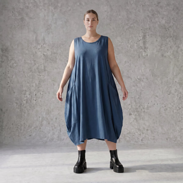 Damen Kleid Avantgarde Lyocell Petrol, Ballonschnitt, ärmellos, Flügeltaschen, Oversize große Größen – AKH Premium