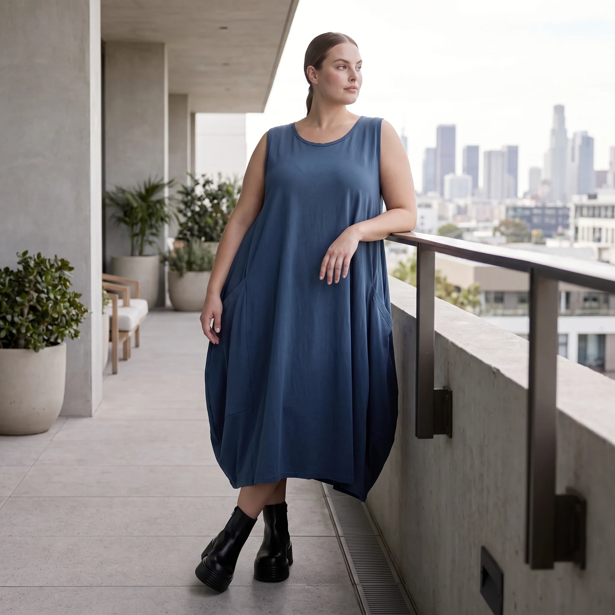 Damen Kleid Avantgarde Lyocell Petrol, Ballonschnitt, ärmellos, Flügeltaschen, Oversize große Größen – AKH Premium