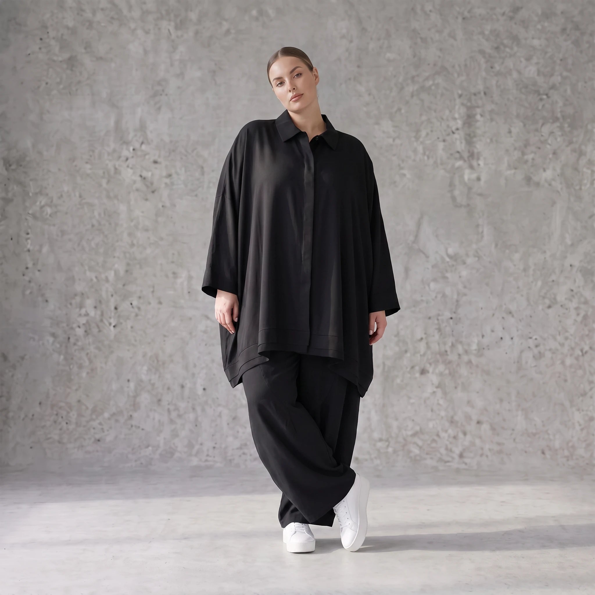 Damen Bluse Avantgarde Lyocell Schwarz, A-Linie, Knopfleiste, Oversize große Größen – AKH Premium