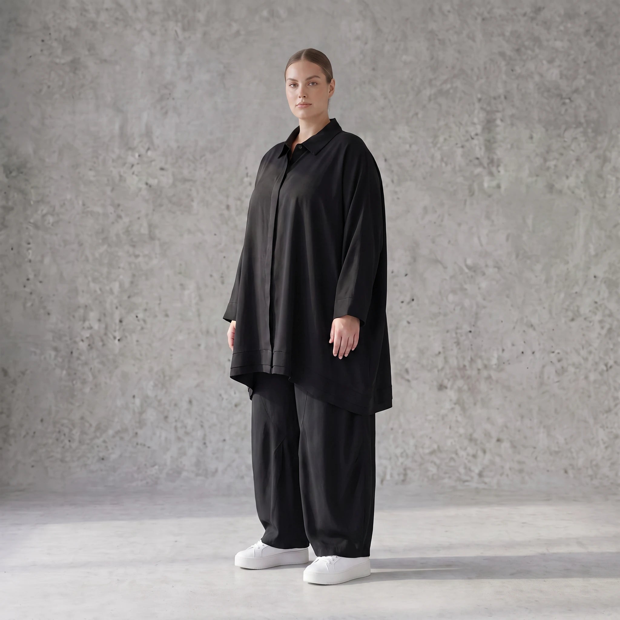 Damen Bluse Avantgarde Lyocell Schwarz, A-Linie, Knopfleiste, Oversize große Größen – AKH Premium