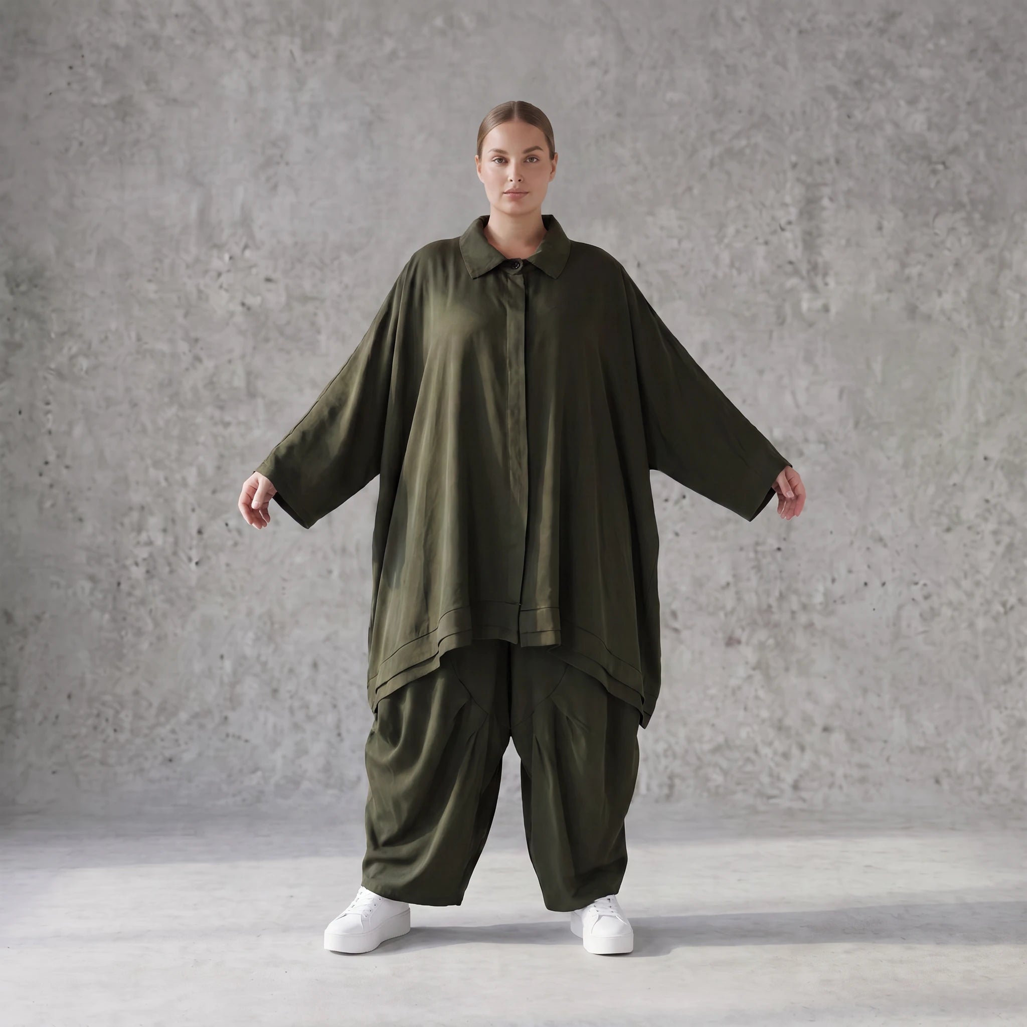 Damen Bluse Avantgarde Lyocell UrbanKhaki, A-Linie, 3/4-Arm, Knopfleiste, Oversize große Größen – AKH Premium