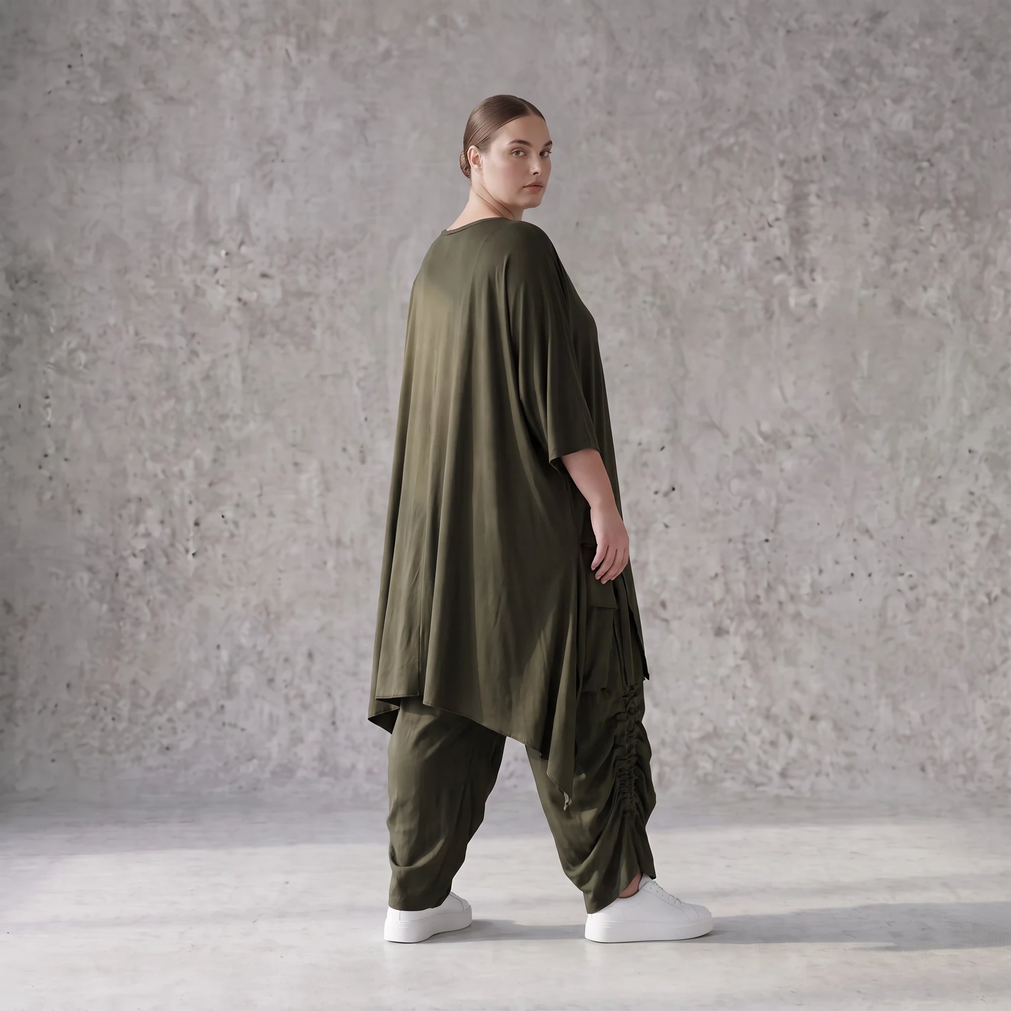 Damen Shirt Avantgarde Lyocell Khaki, A-Linie, Kurzarm, Volant, Oversize große Größen – AKH Premium