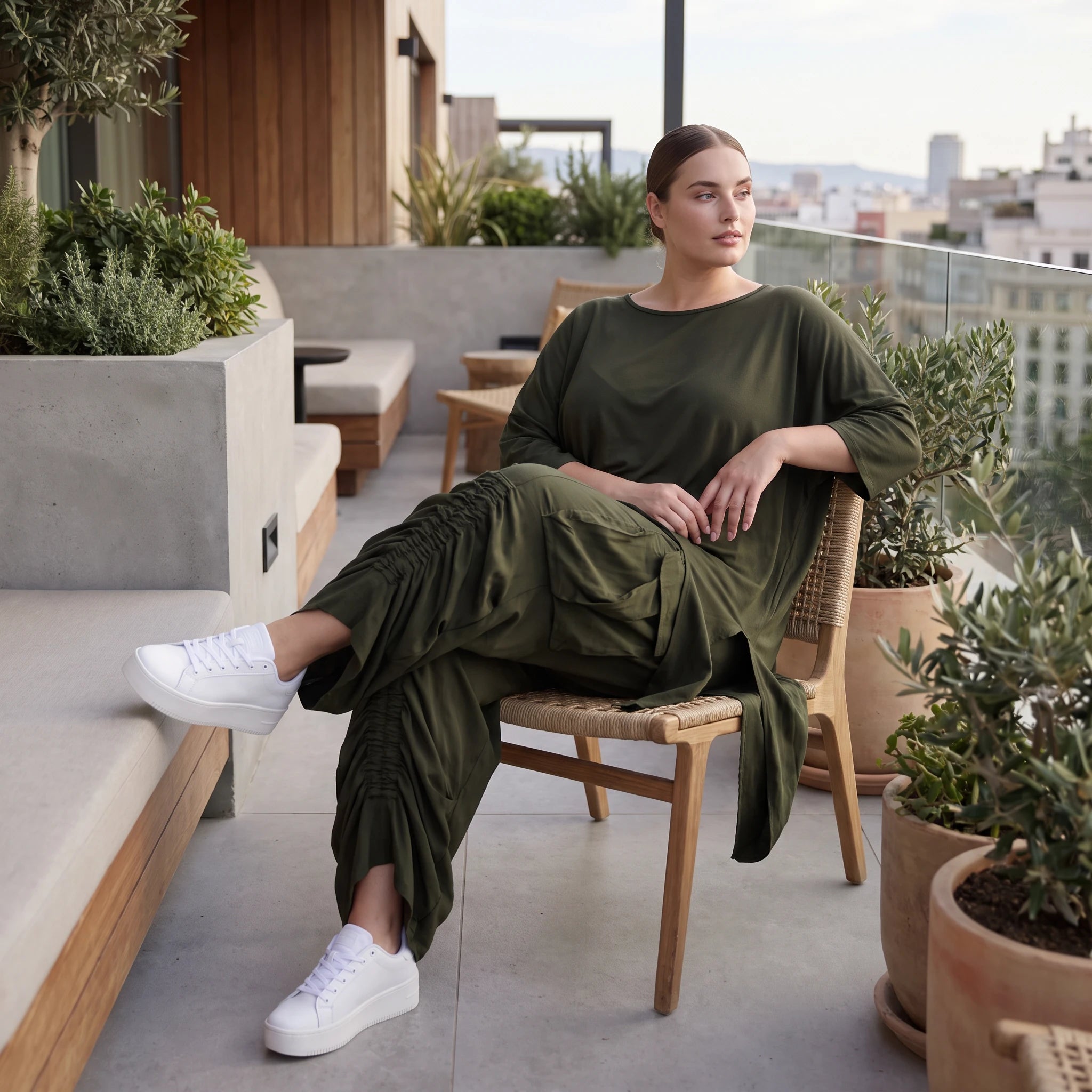 Damen Shirt Avantgarde Lyocell Khaki, A-Linie, Kurzarm, Volant, Oversize große Größen – AKH Premium