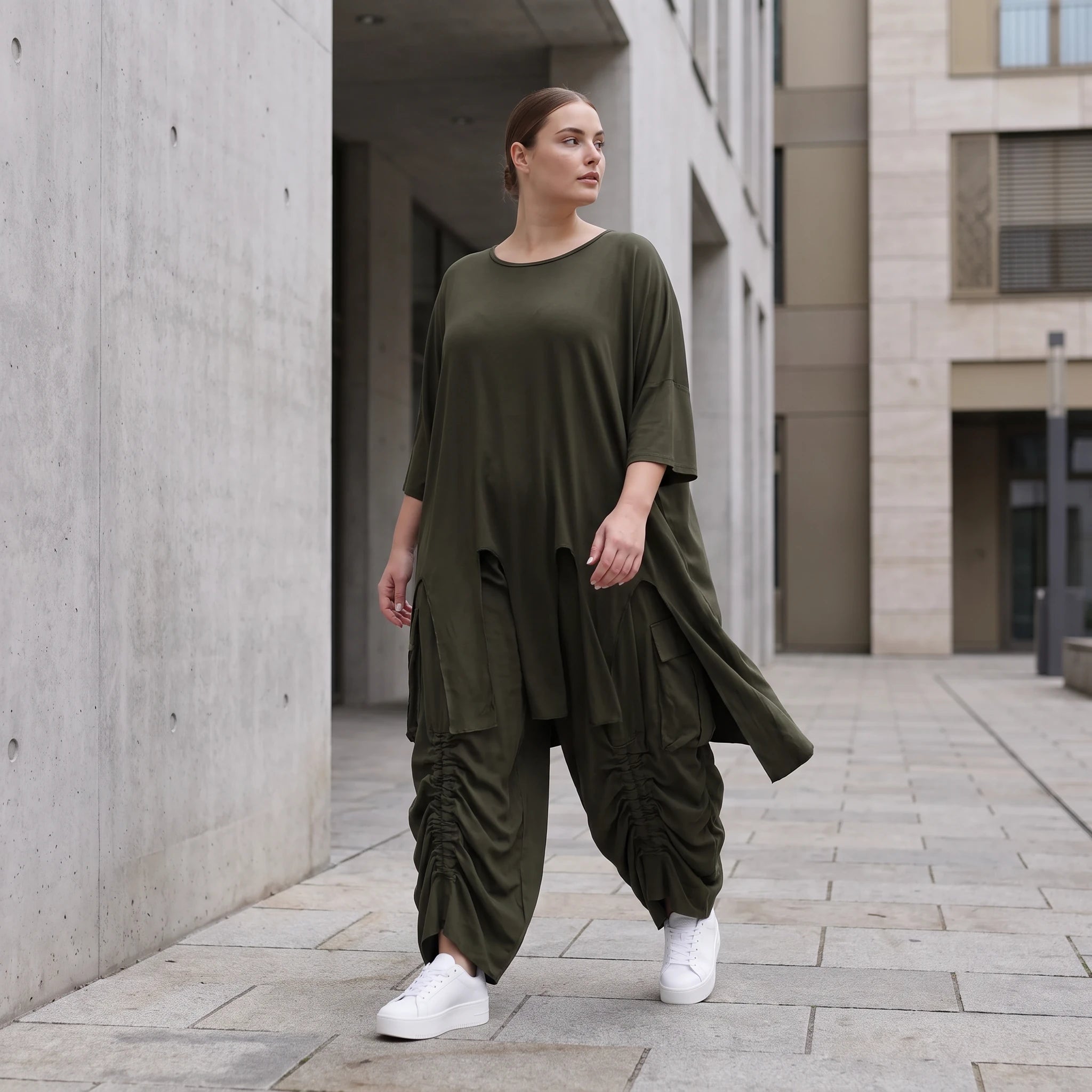 Damen Shirt Avantgarde Lyocell Khaki, A-Linie, Kurzarm, Volant, Oversize große Größen – AKH Premium