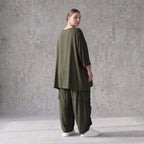 Damen Hose Avantgarde Lyocell Khaki, Ballonschnitt, Flügeltaschen, Oversize große Größen – AKH Premium
