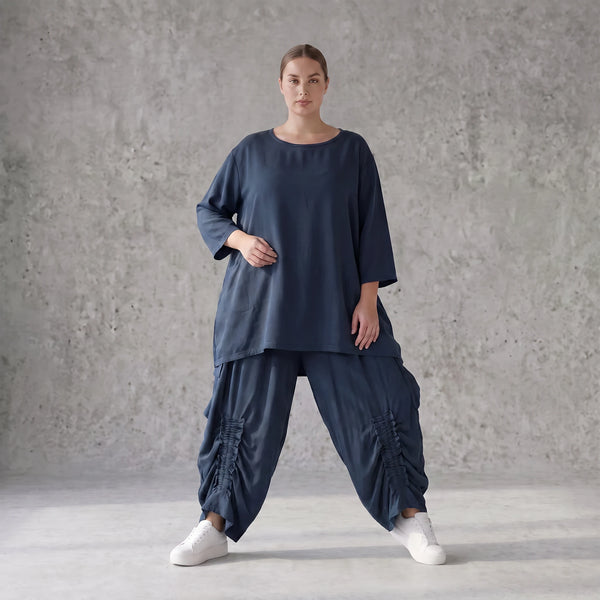 Damen Hose Avantgarde Lyocell Petrol, Ballonschnitt, Flügeltaschen, Oversize große Größen – AKH Premium