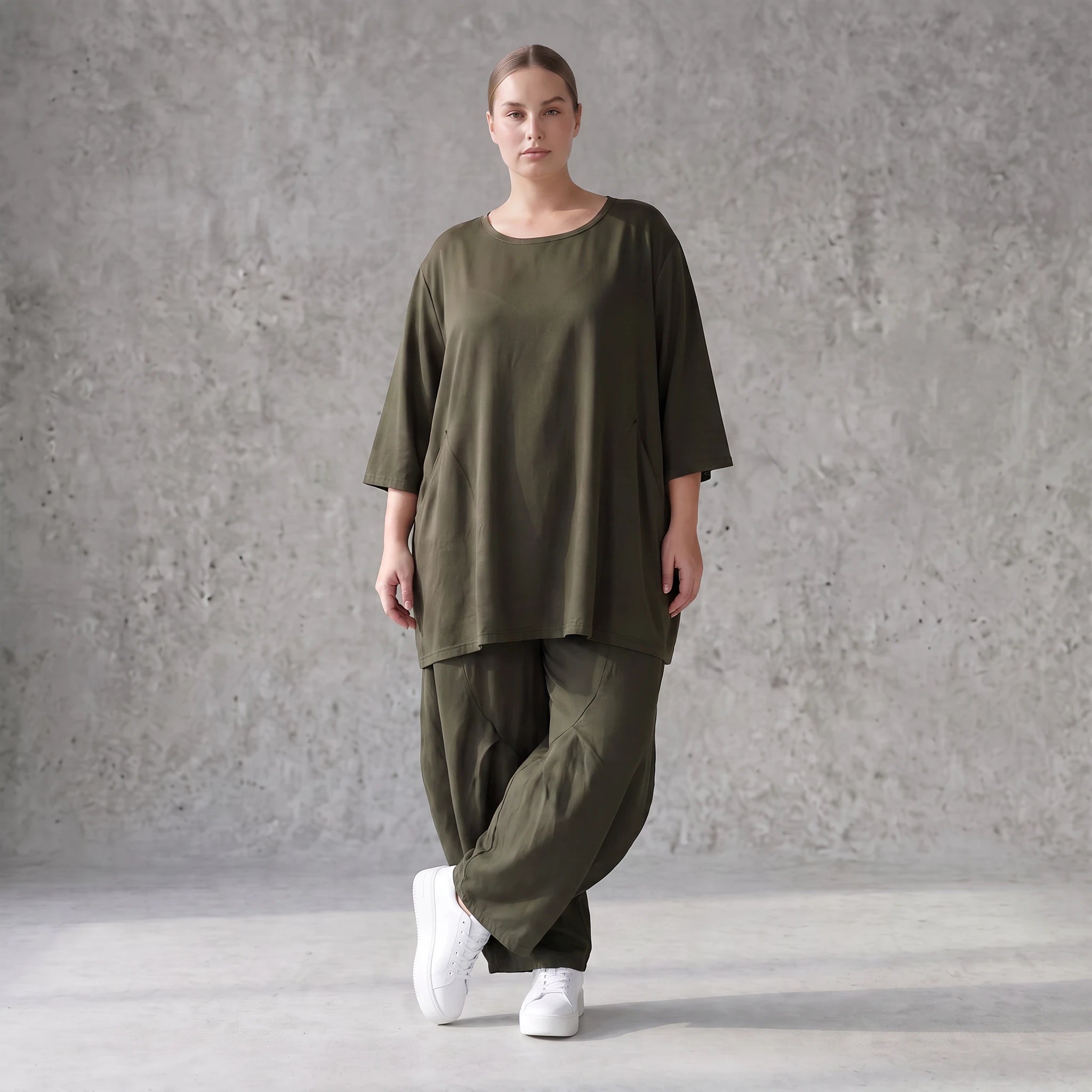 Damen Hose Avantgarde Lyocell Khaki, Ballonschnitt, Oversize große Größen – AKH Premium