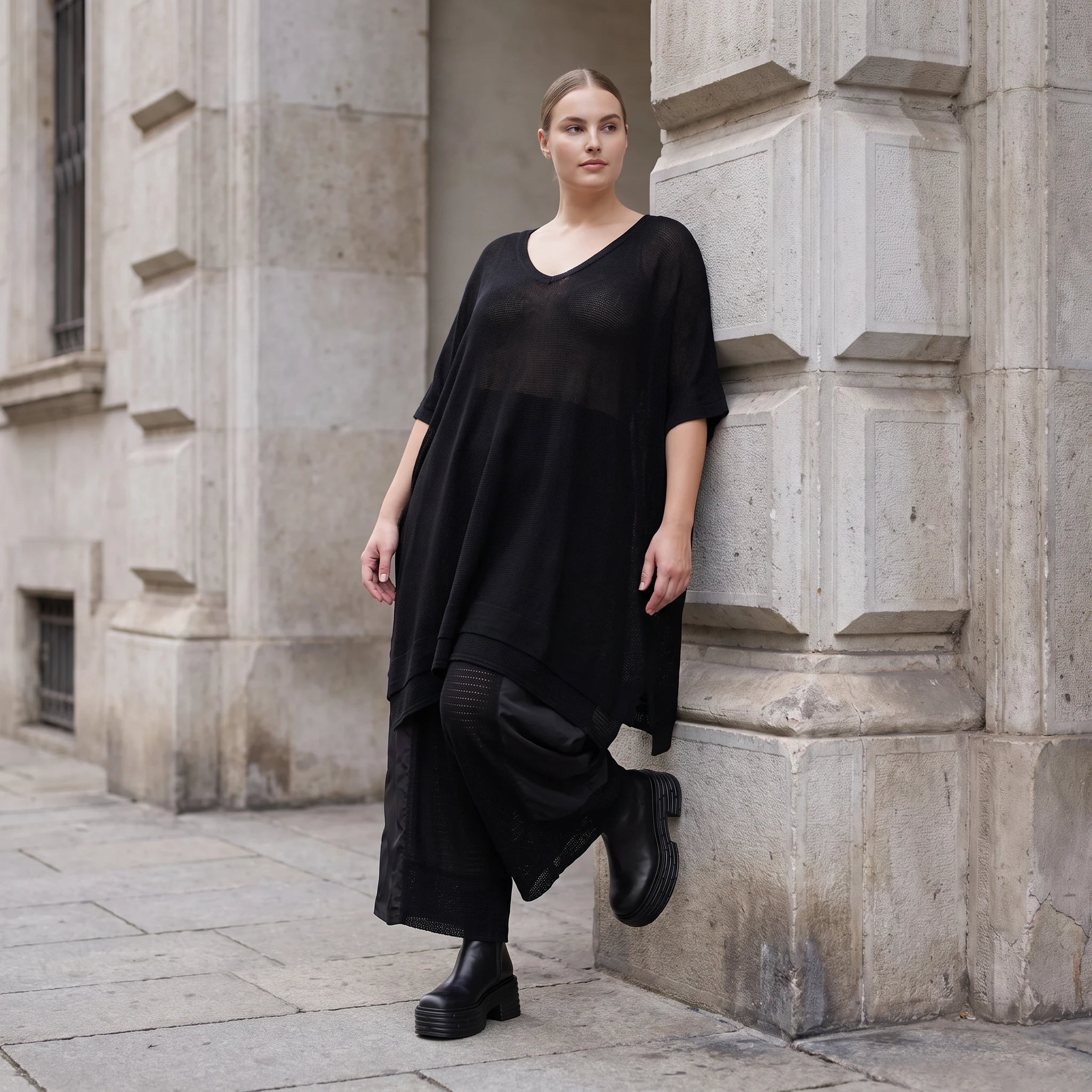 Damen Shirt Avantgarde Baumwolle Schwarz, A-Linie, Langarm, V-Ausschnitt, Oversize große Größen – AKH Premium