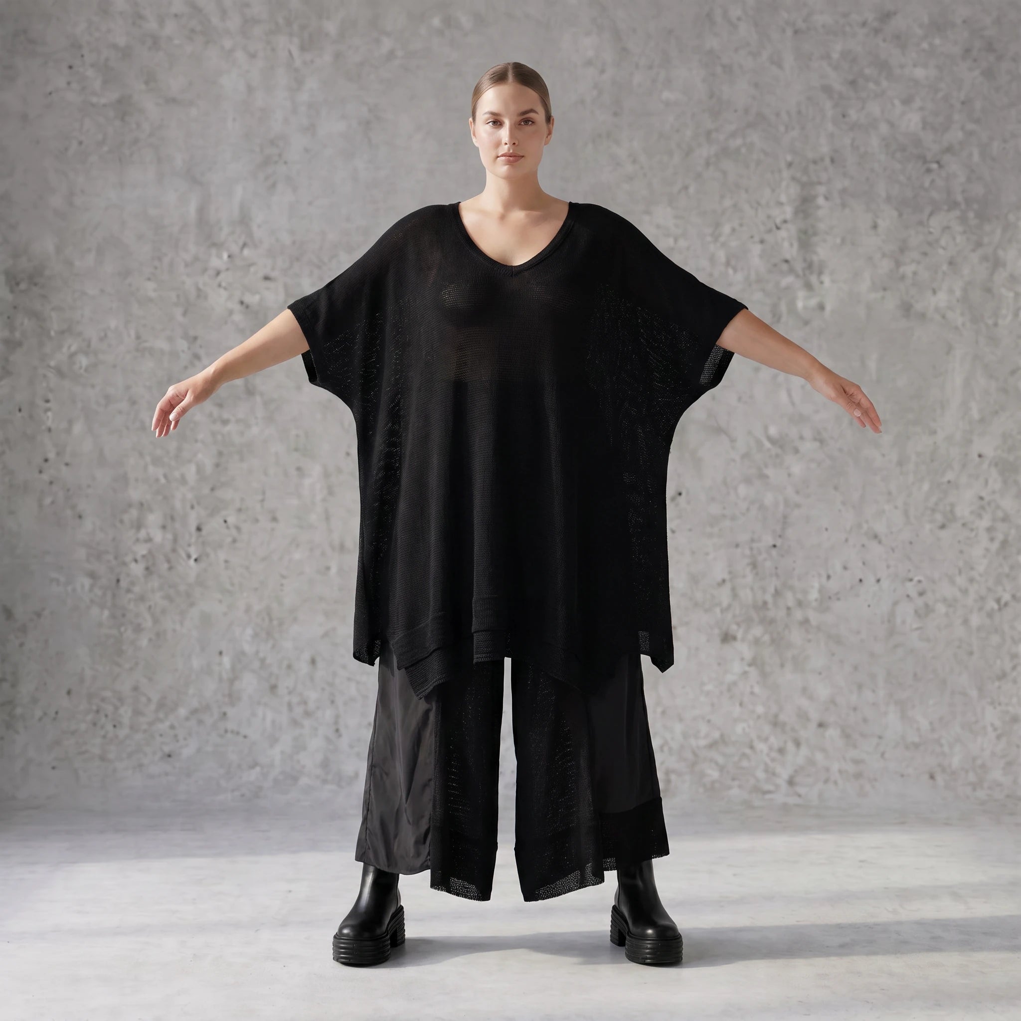 Damen Shirt Avantgarde Baumwolle Schwarz, A-Linie, Langarm, V-Ausschnitt, Oversize große Größen – AKH Premium