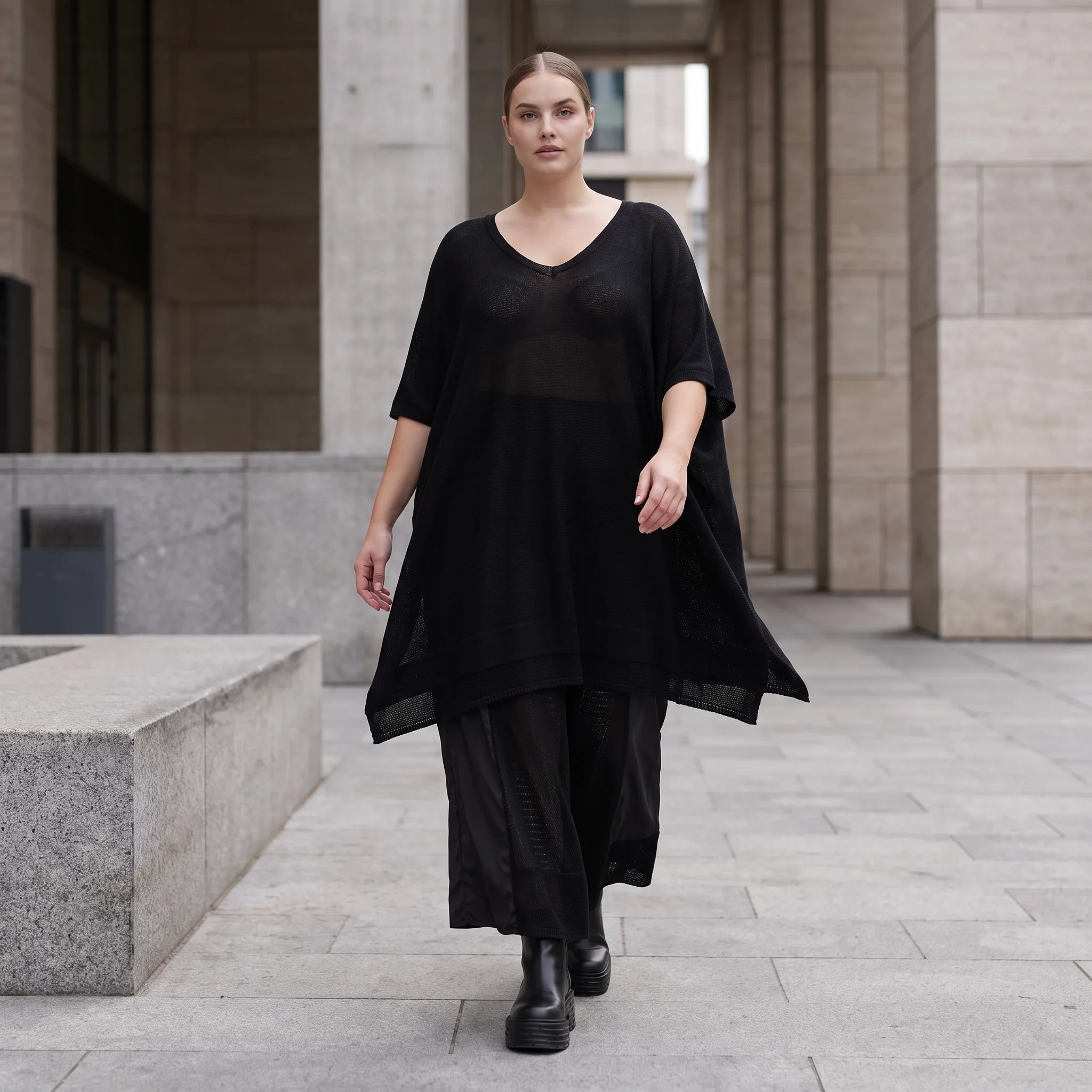 Damen Shirt Avantgarde Baumwolle Schwarz, A-Linie, Langarm, V-Ausschnitt, Oversize große Größen – AKH Premium