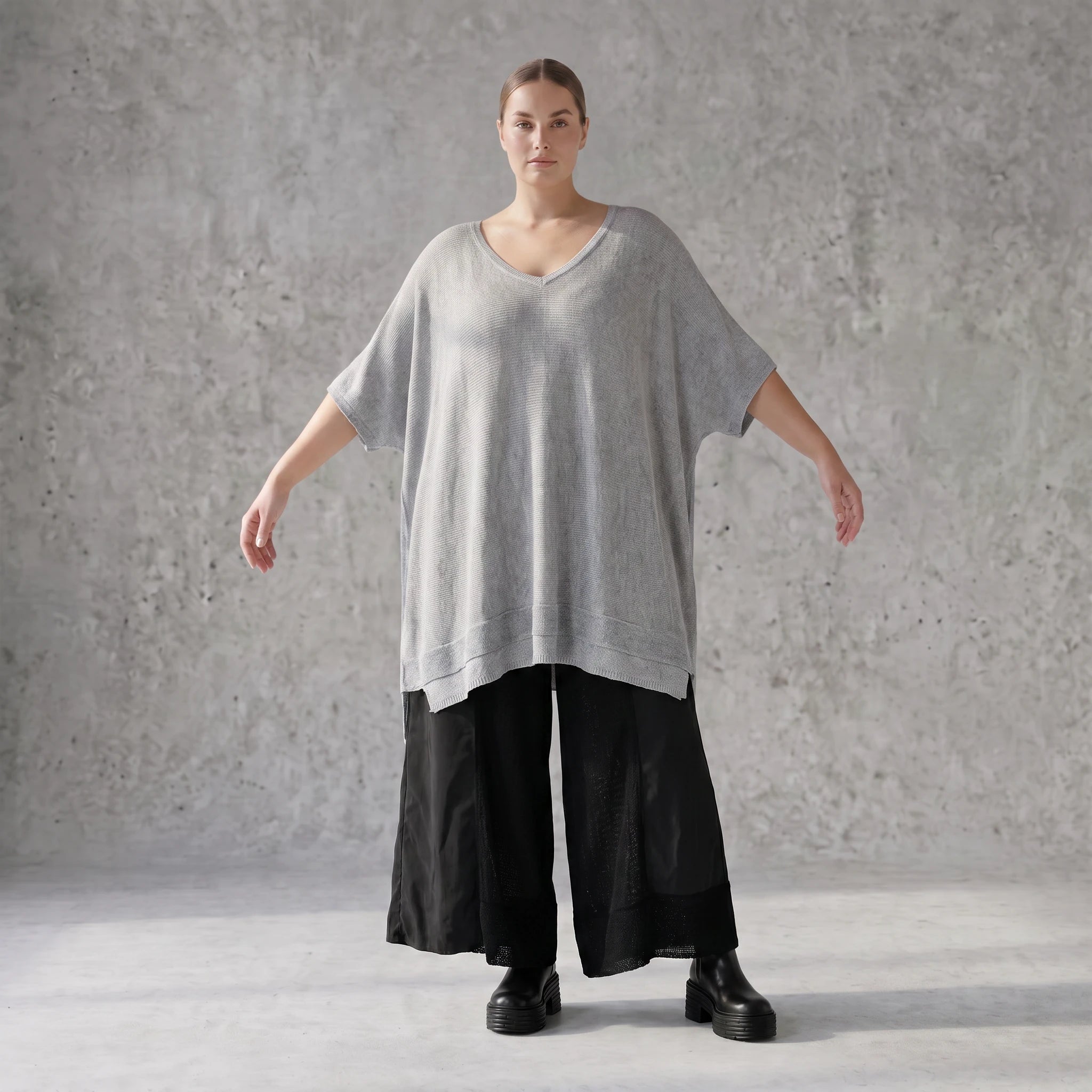 Damen Shirt Avantgarde Baumwolle Grau, A-Linie, Langarm, V-Ausschnitt, Oversize große Größen – AKH Premium