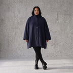 Marine Teddyjacke aus Flauschstoff in A-Linie mit Kellerfalte am Rücken warm und weich